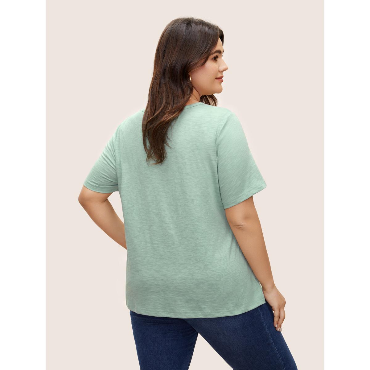 Plus Size Solid Plisse Notched T-shirt Green Women Casual Non Plain Notched collar Everyday T-shirts BloomChic 30/6X Product Image