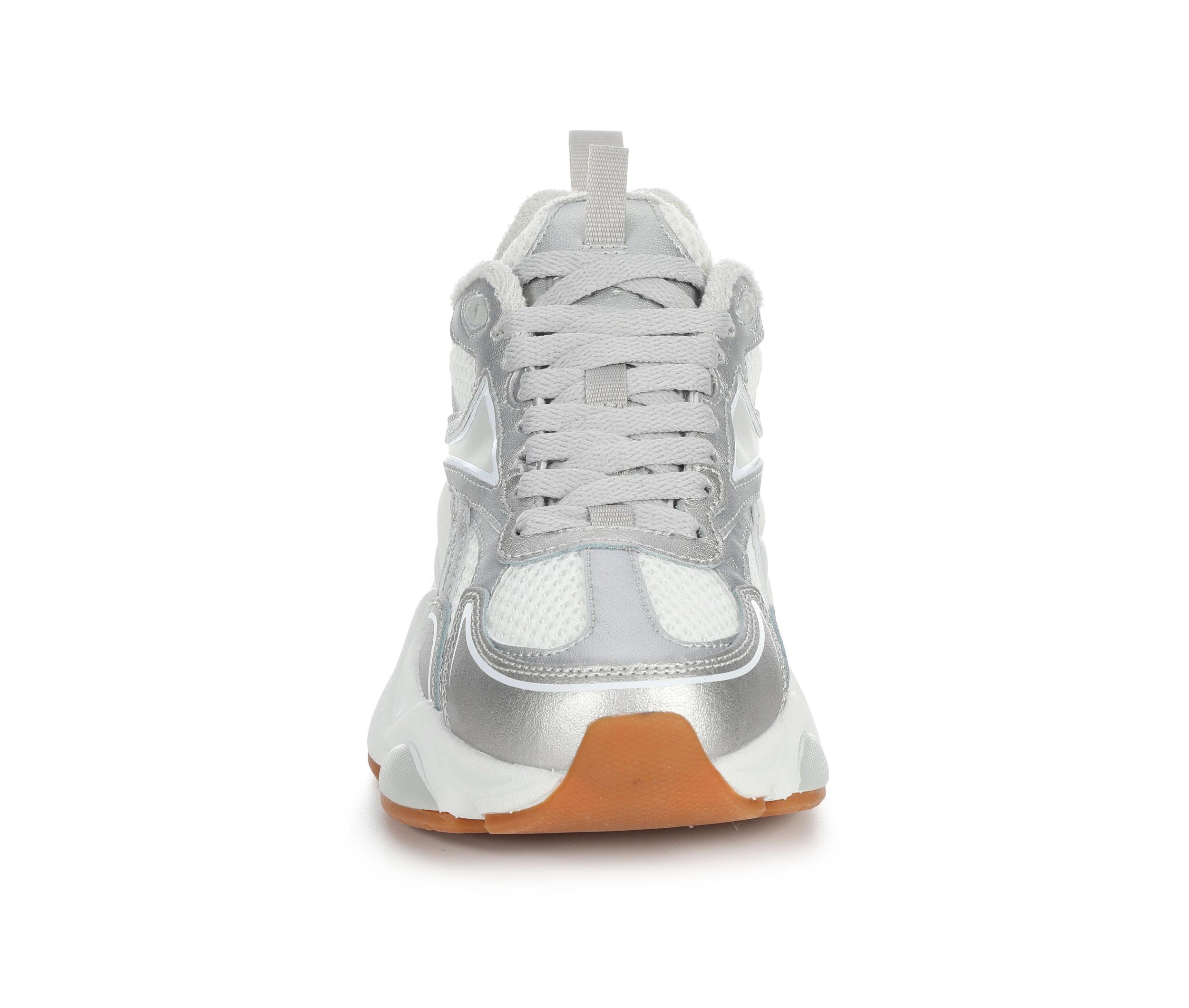 Women's Reebok Charge Sneakers Product Image
