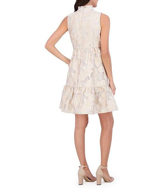 Vince Camuto Jacquard Floral Metallic V-Neck Sleeveless Tiered A-Line Dress Product Image