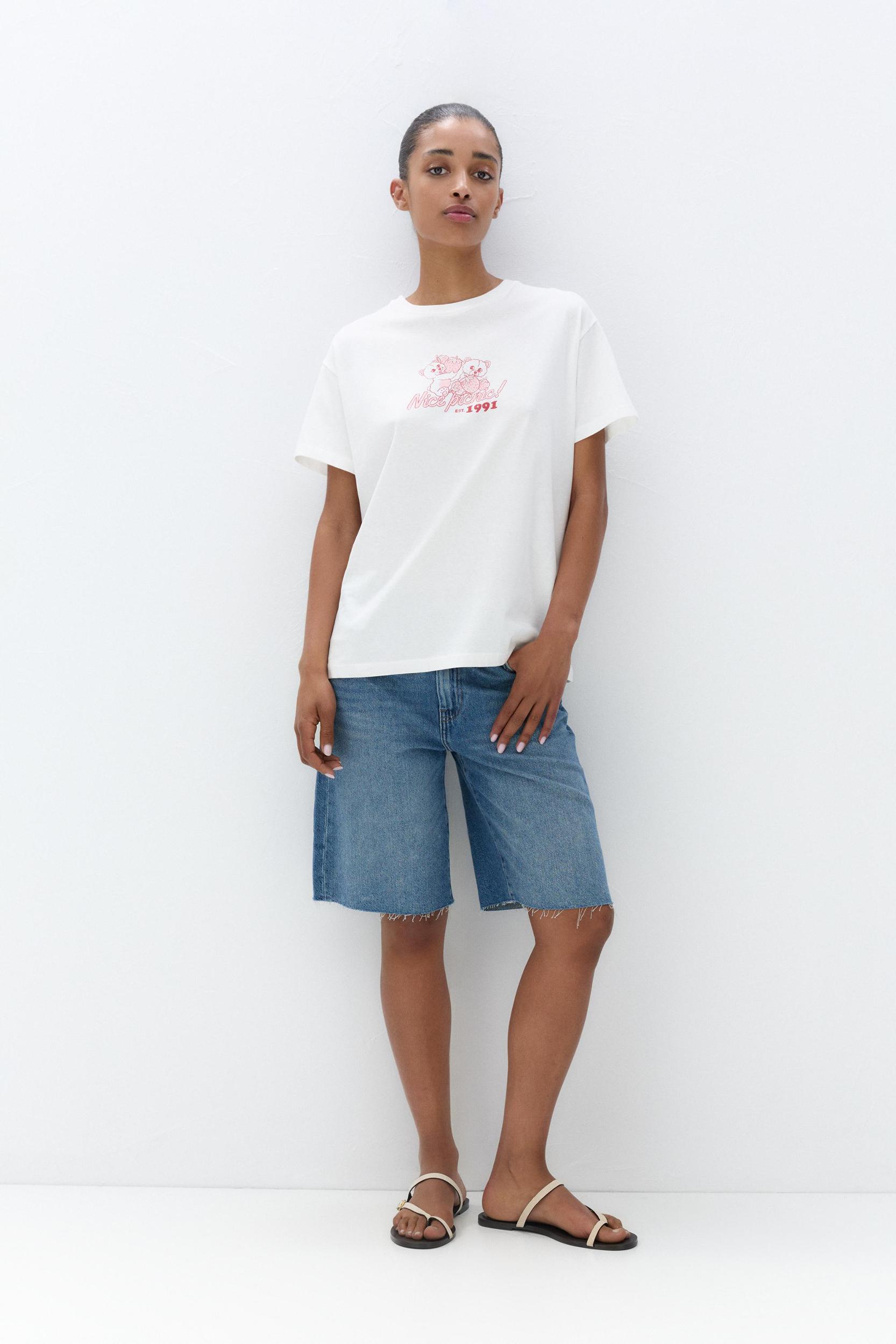 Bear T-shirt Product Image