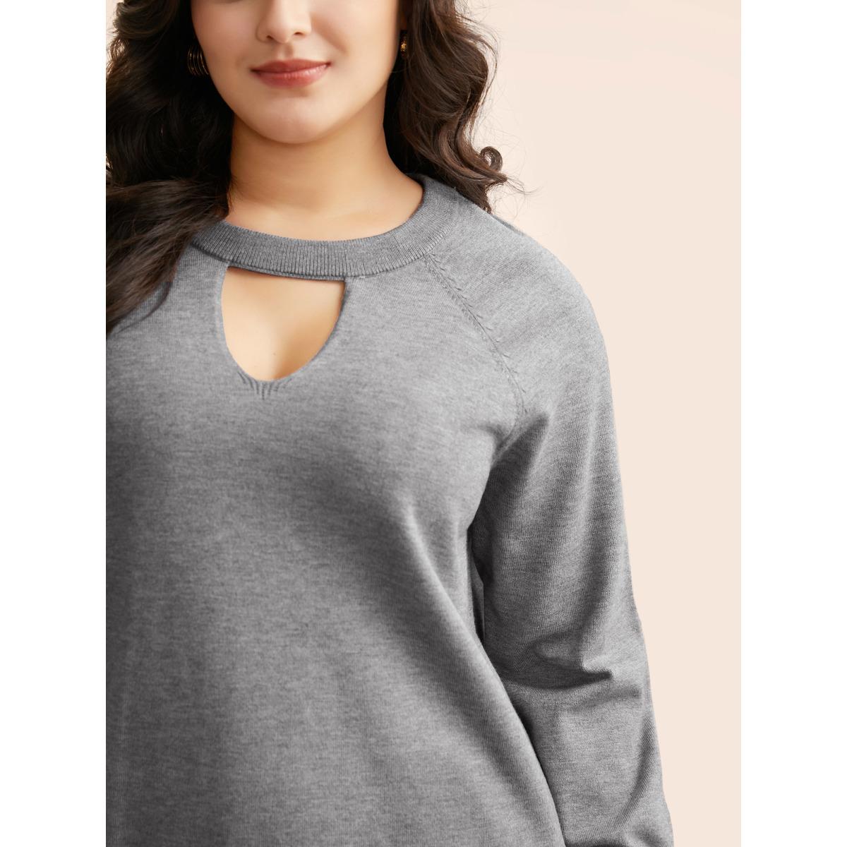 Plus Size Plain Keyhole Puff Sleeve Pullover DarkGray Women Casual Long Sleeve Round Neck Everyday Pullovers BloomChic 28/5X Product Image