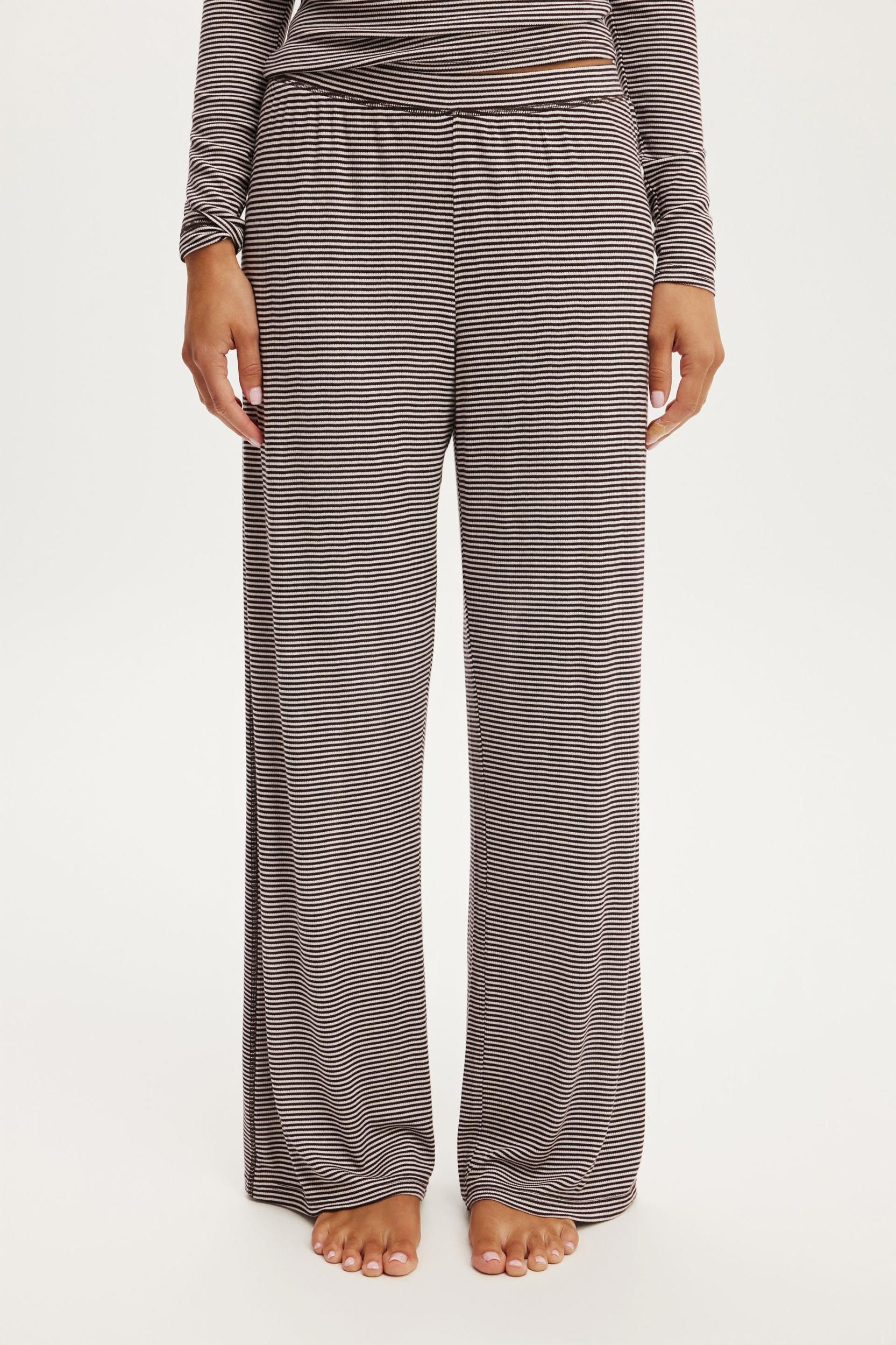 Airy Soft Wide Leg Pant Product Image