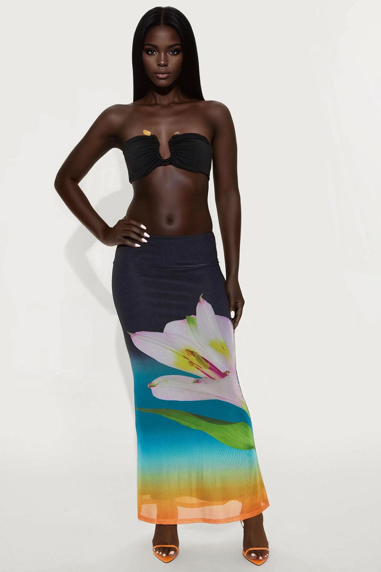 Sunbathing Babe Ruched Bandeau Top - Black Female Product Image