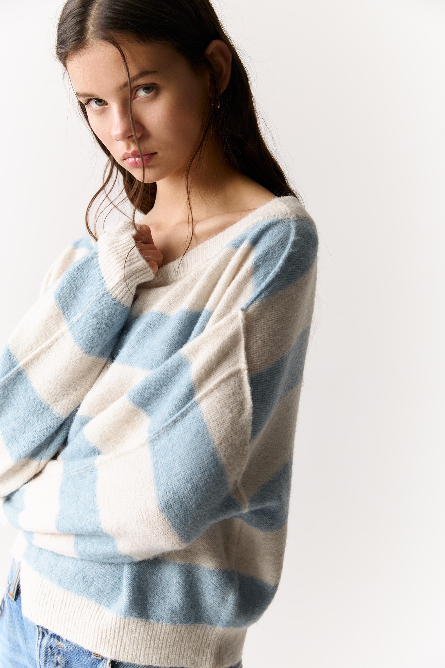 Boatneck knit sweater Product Image