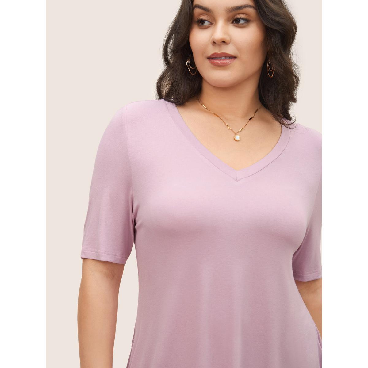 Plus Size Supersoft Essentials Solid Split Hem T-shirt Pink Women Casual Non Plain V-neck Everyday T-shirts BloomChic 28/5X Product Image