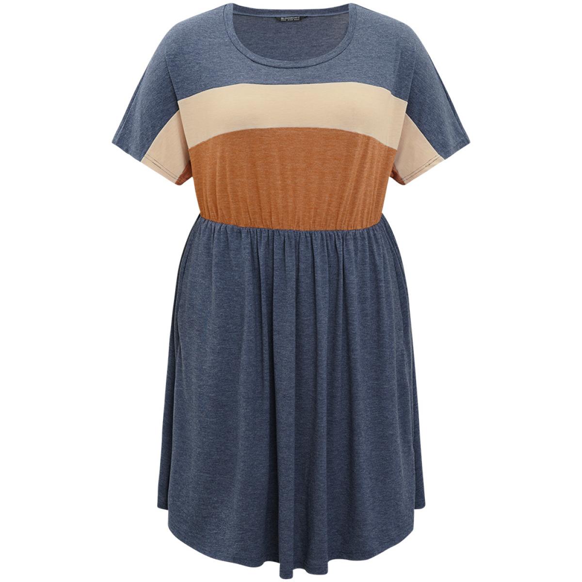 Plus Size Supersoft Essentials Contrast Pocket Gathered Elastic Waist Dress DarkBlue Women Casual Plain Round Neck Short sleeve Curvy Midi Dress BloomChic 12/L Product Image