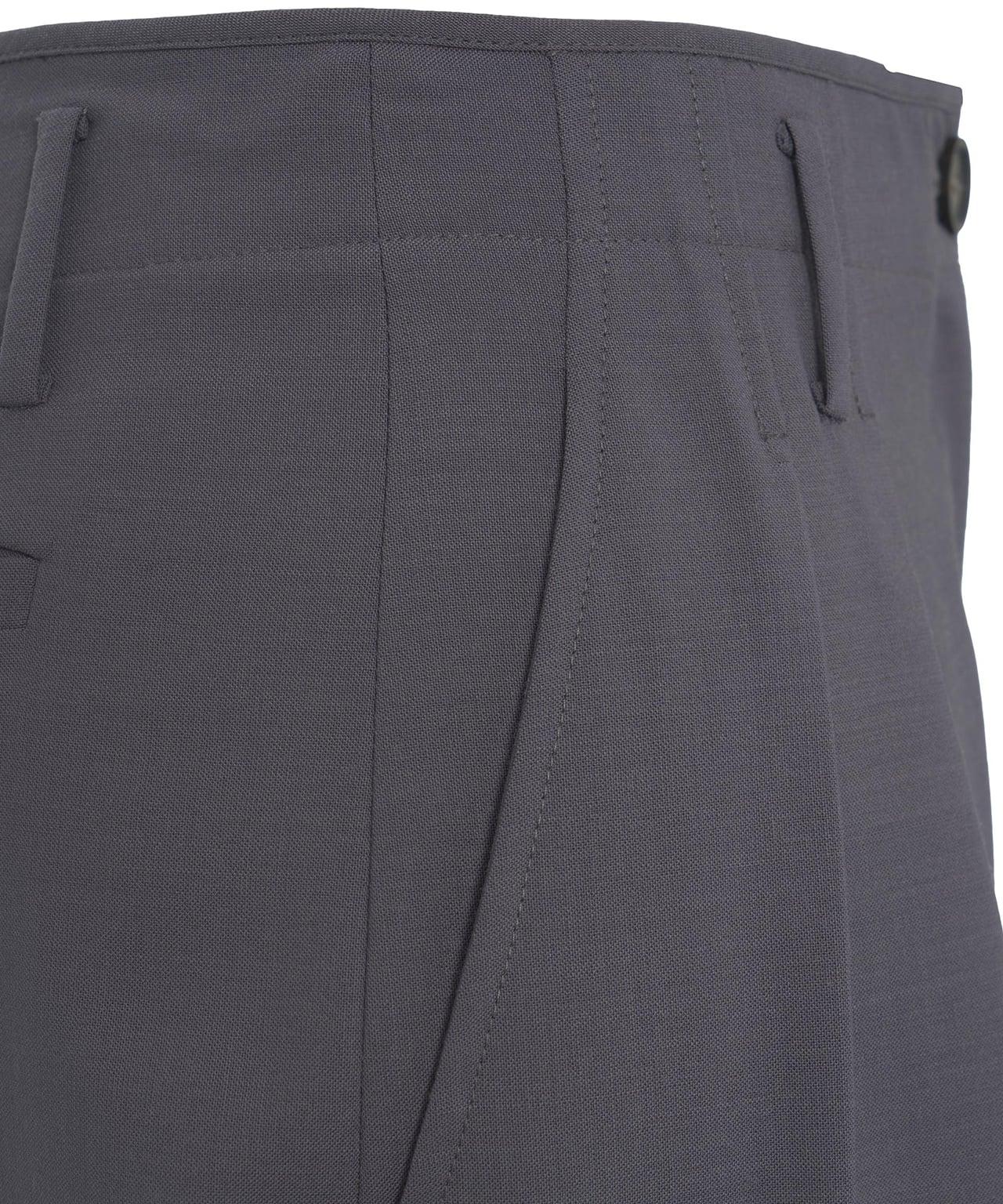 Pleated pants Product Image