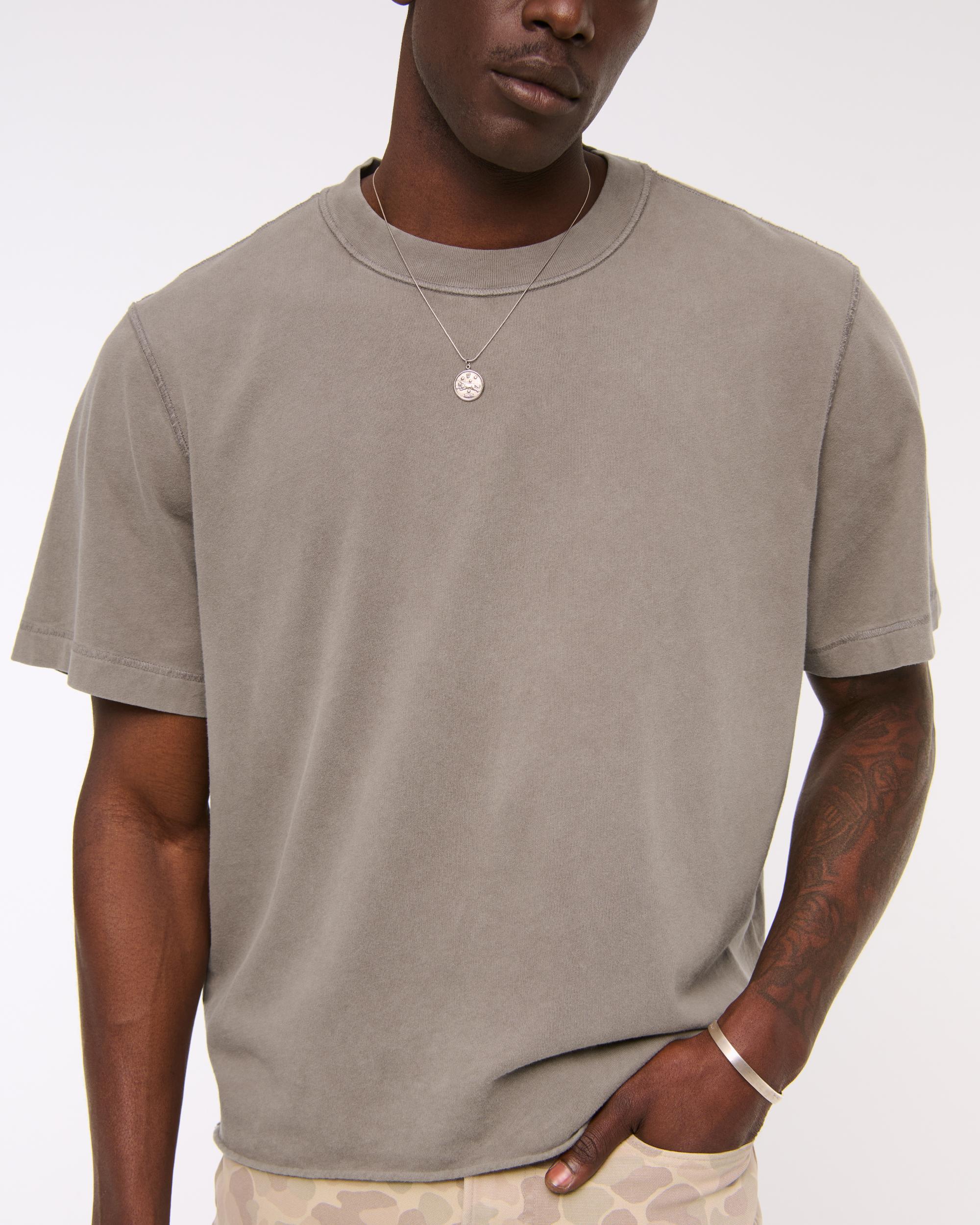 Vintage-Inspired Cropped Tee Product Image