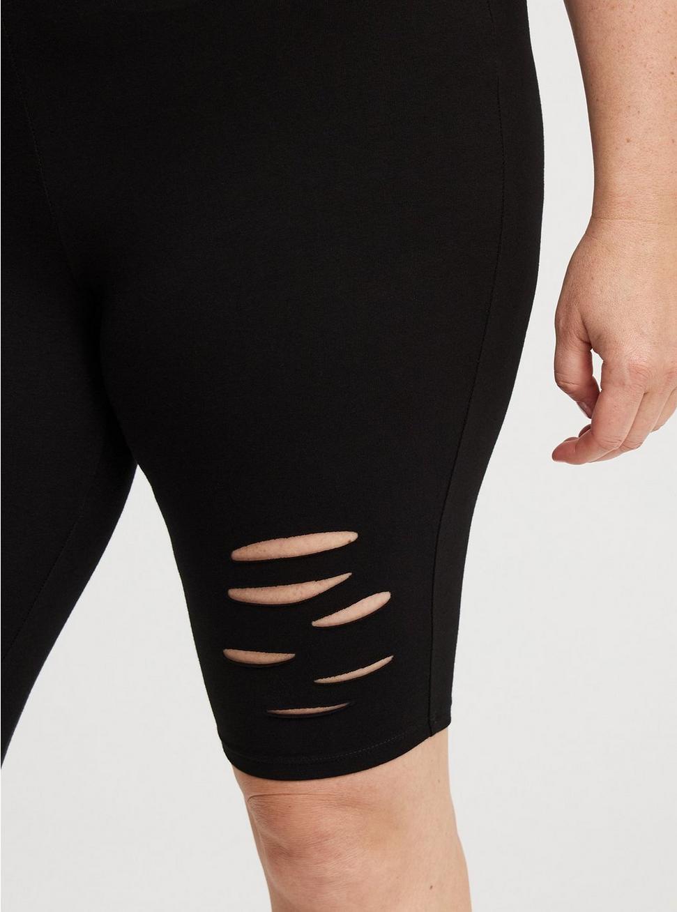 11'' Destructed Bermuda Bike Short Product Image