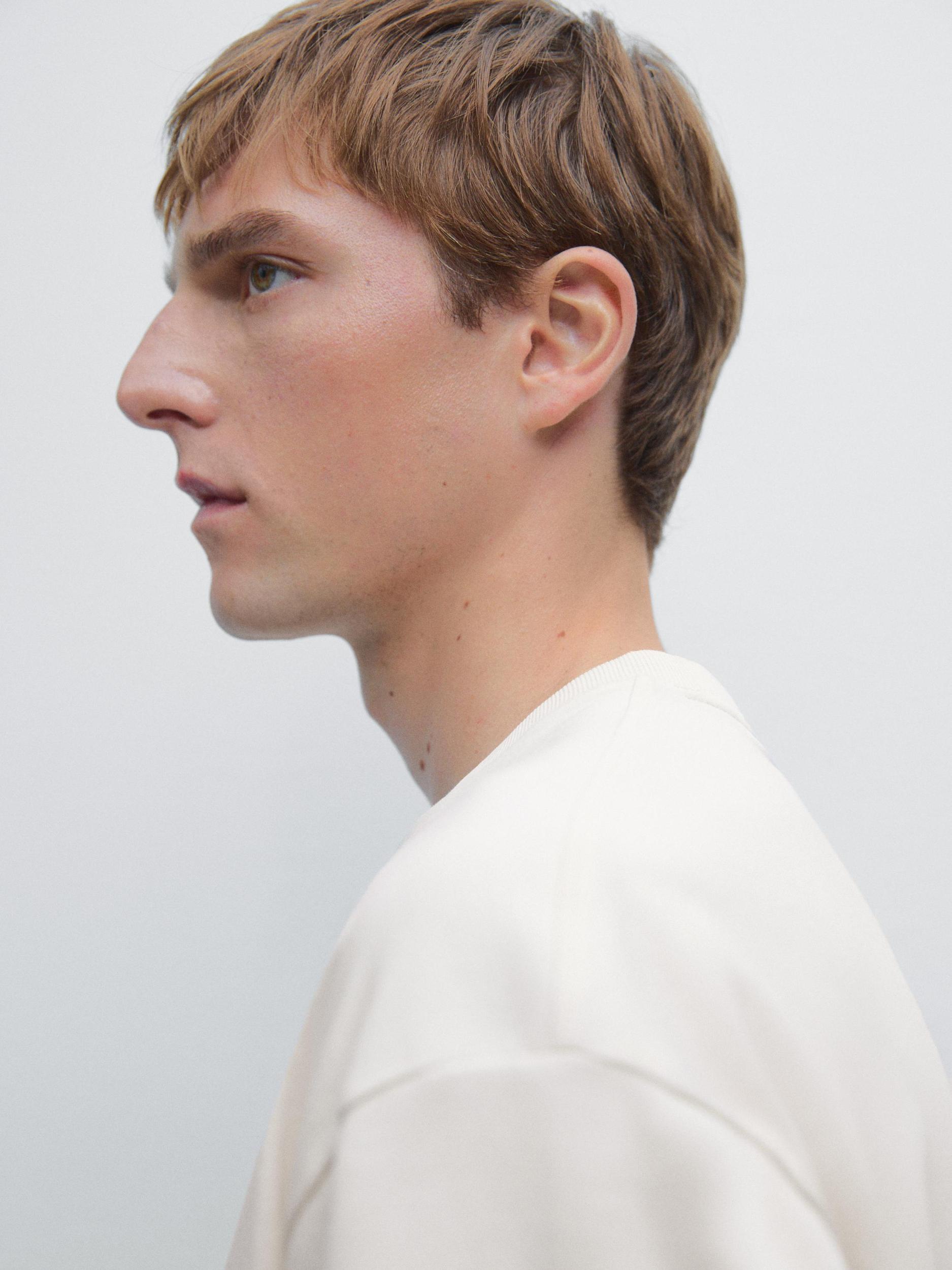 T-shirt medium weight 100% cotton Product Image