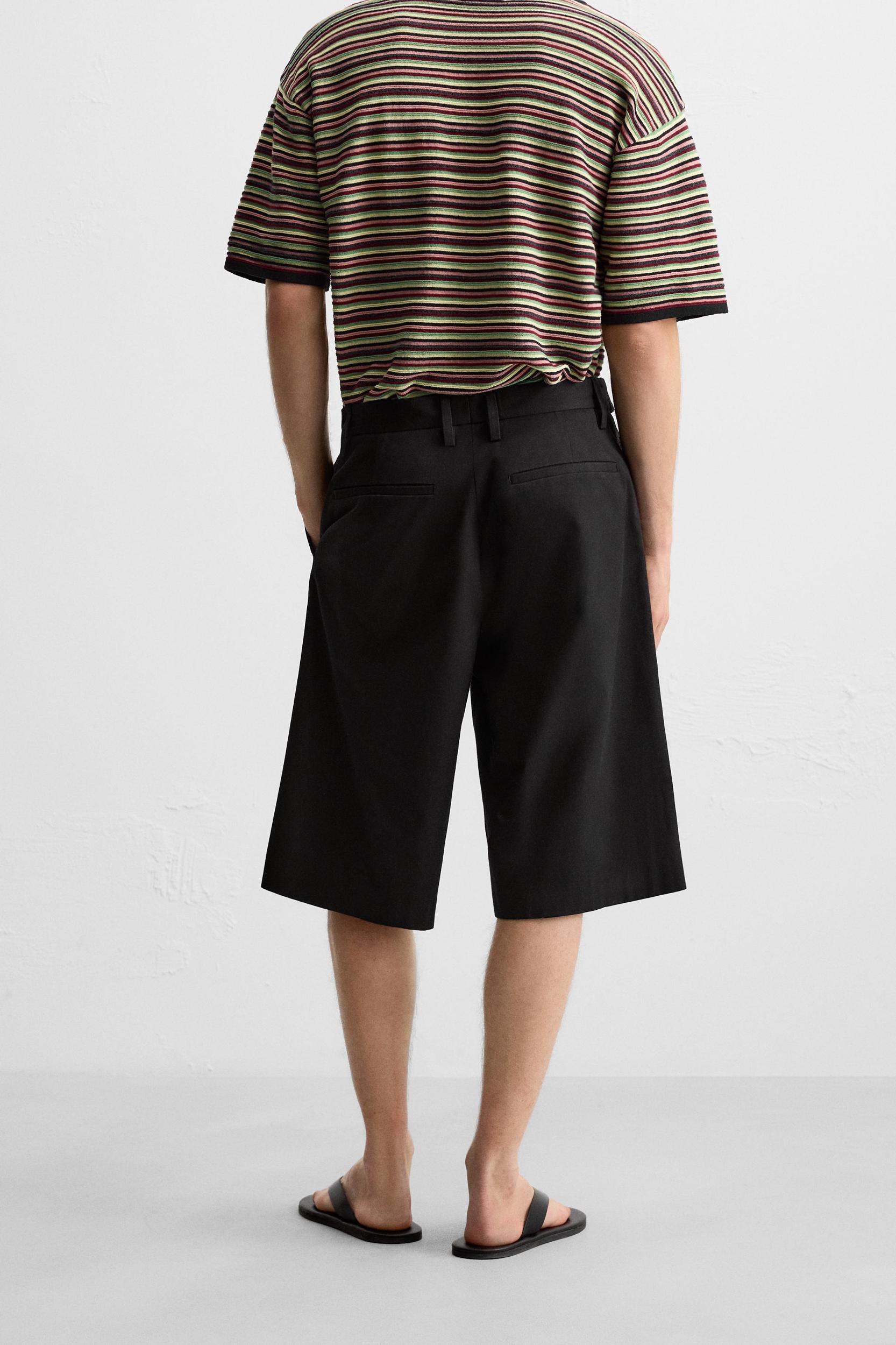 BELTED PLEATED SHORTS Product Image