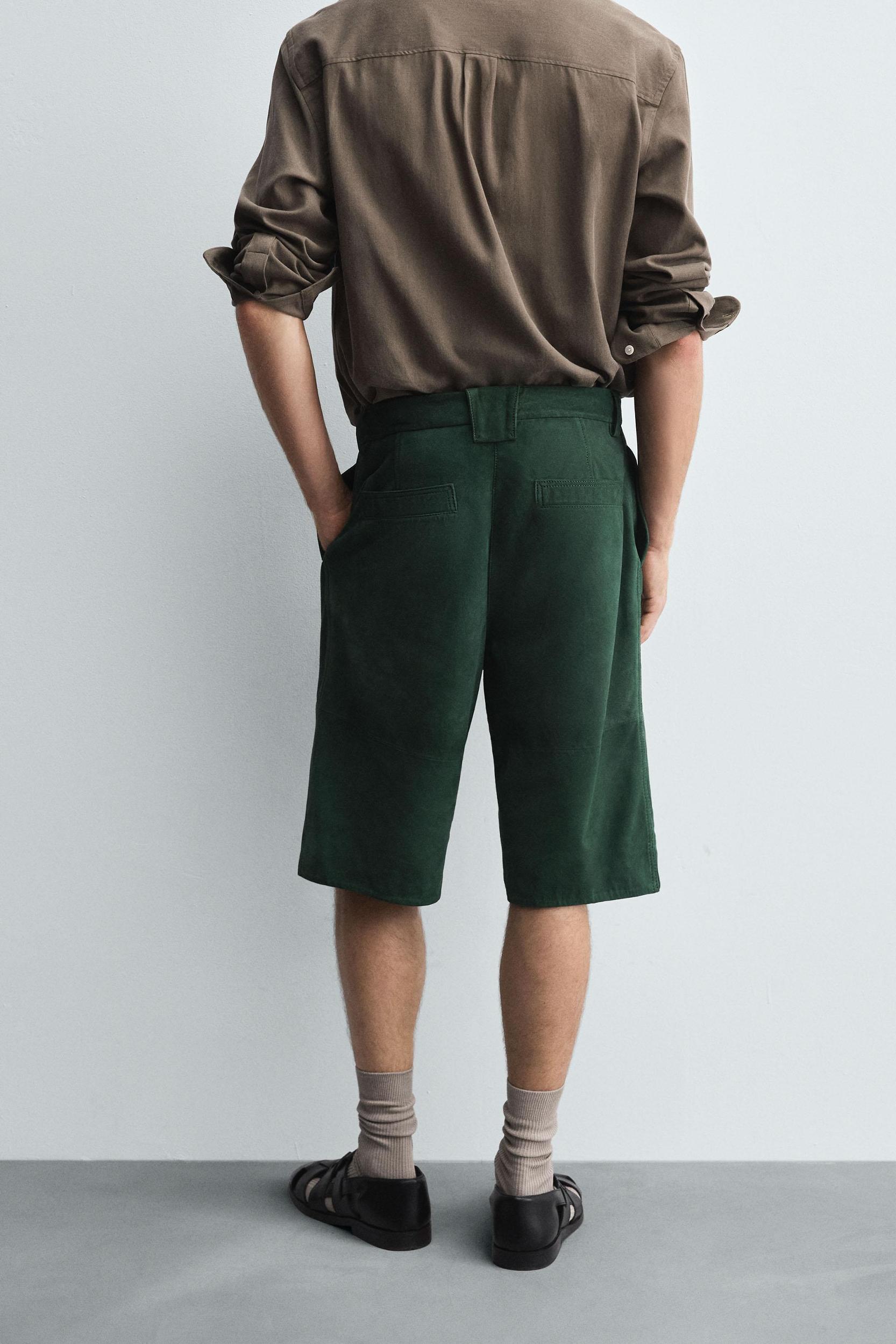 RELAXED FIT SUEDE LEATHER SHORTS Product Image