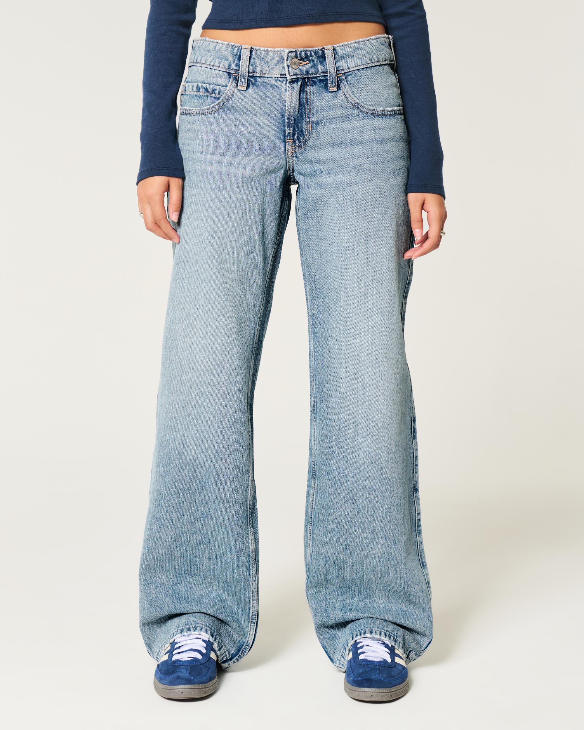 Low-Rise Medium Wash Baggy Jeans Product Image