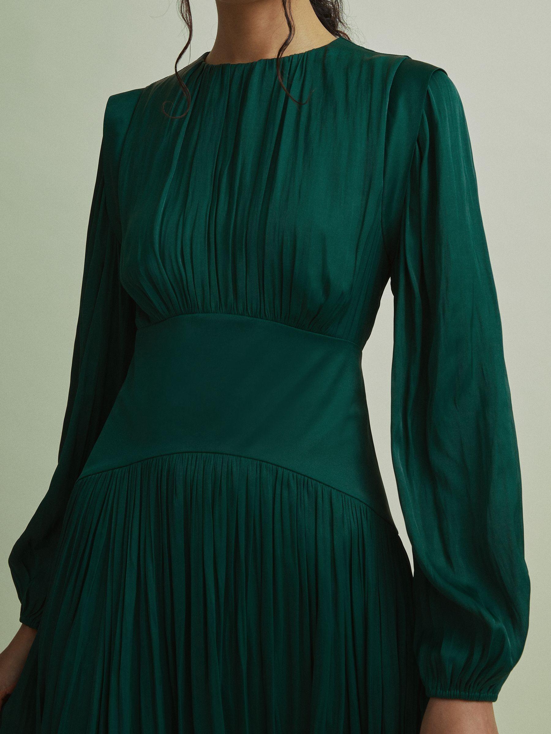 Florere Blouson Sleeve Midi Dress in Dark Green Product Image