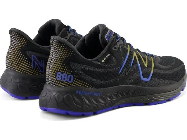 Men's | New Balance Fresh Foam 880 v13 GTX Product Image