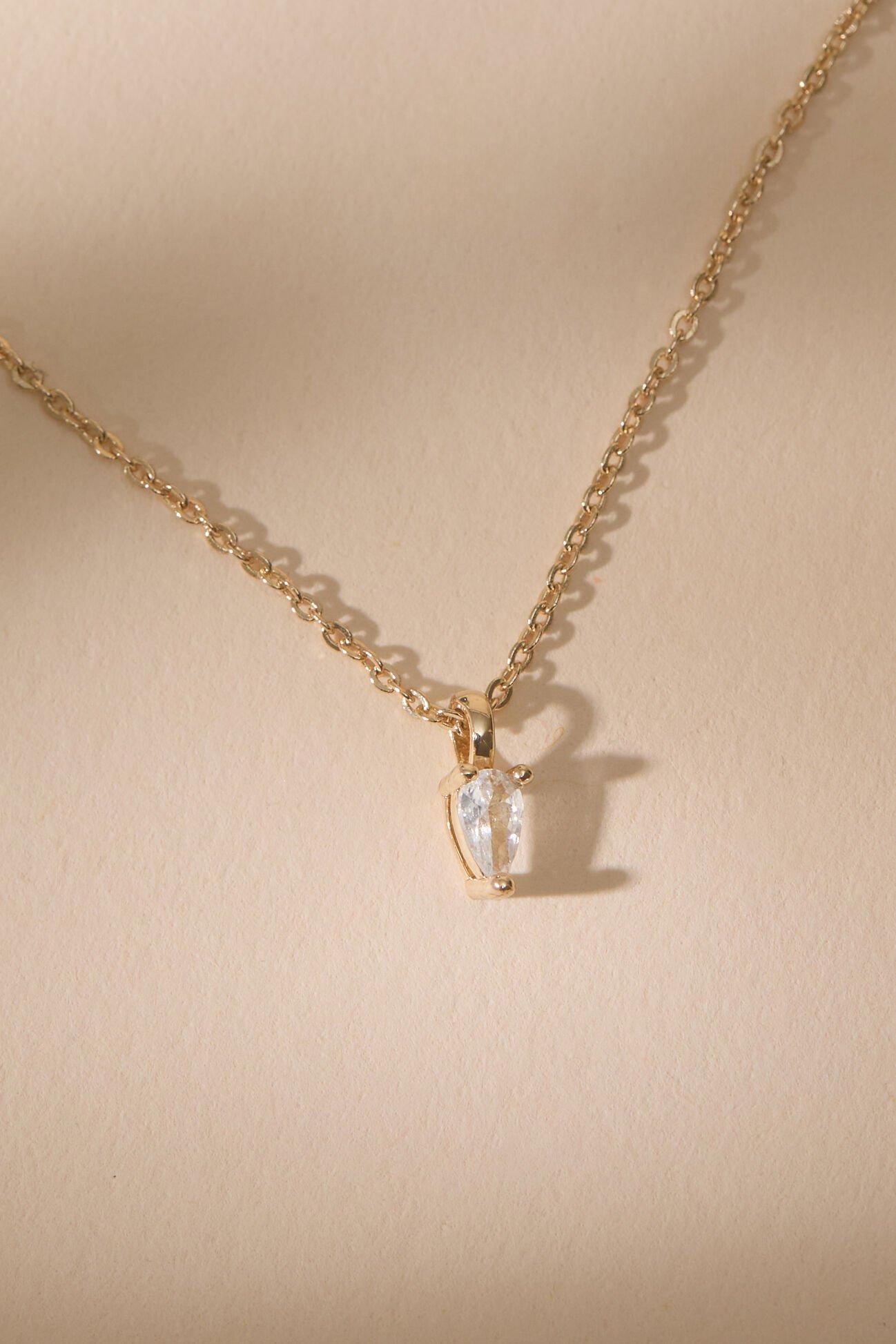 Vintage Charm Necklace Product Image