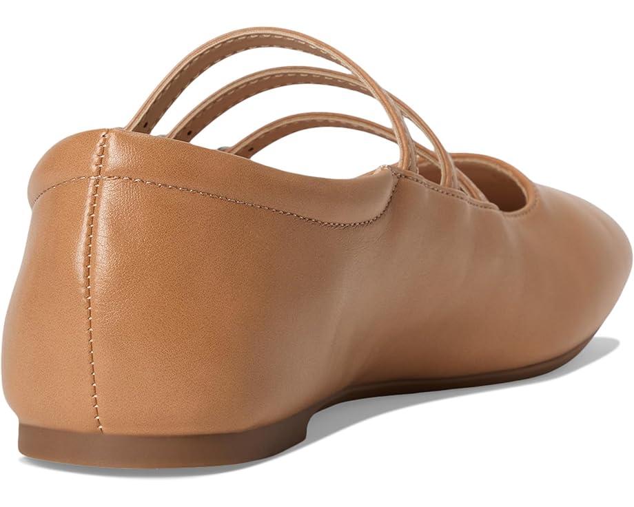 Carrie Flat Product Image