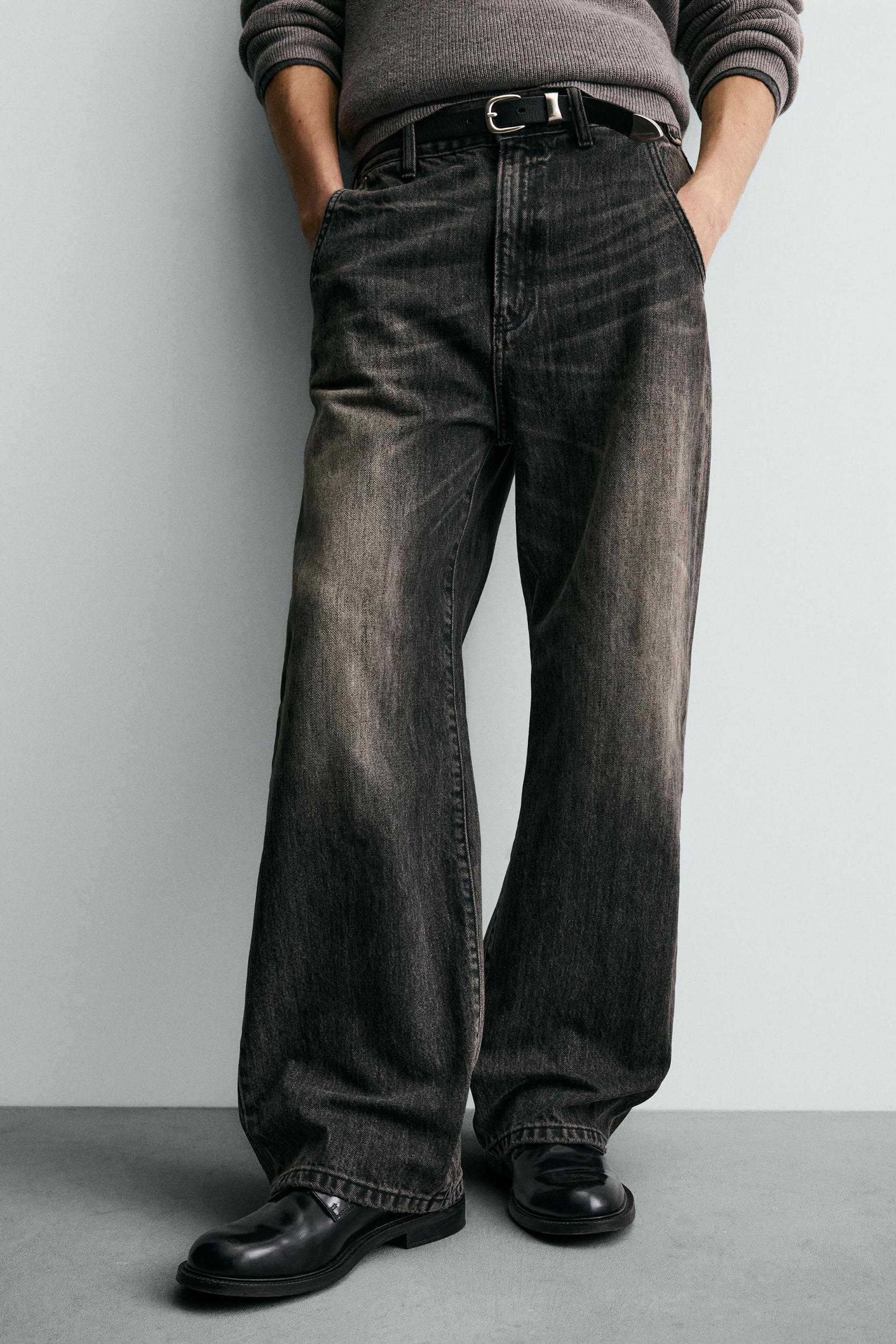 WIDE FIT JEANS Product Image