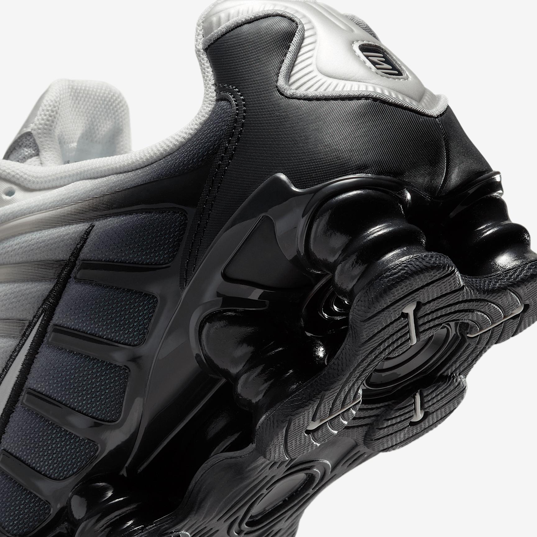 Nike Womens Shox TL Shoes | IB7705-001 Product Image