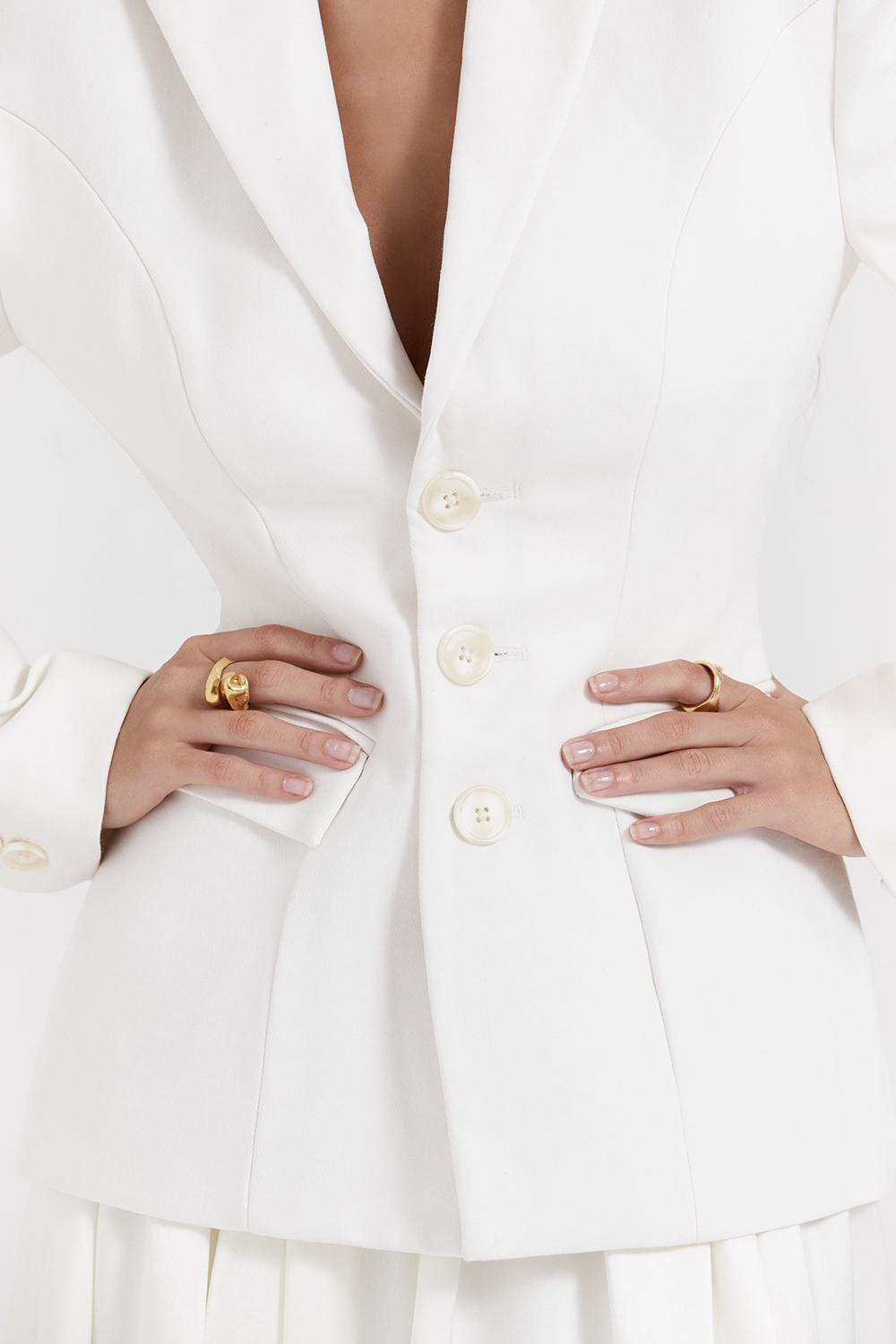 Sariah  ivory contour tailored blazer Product Image
