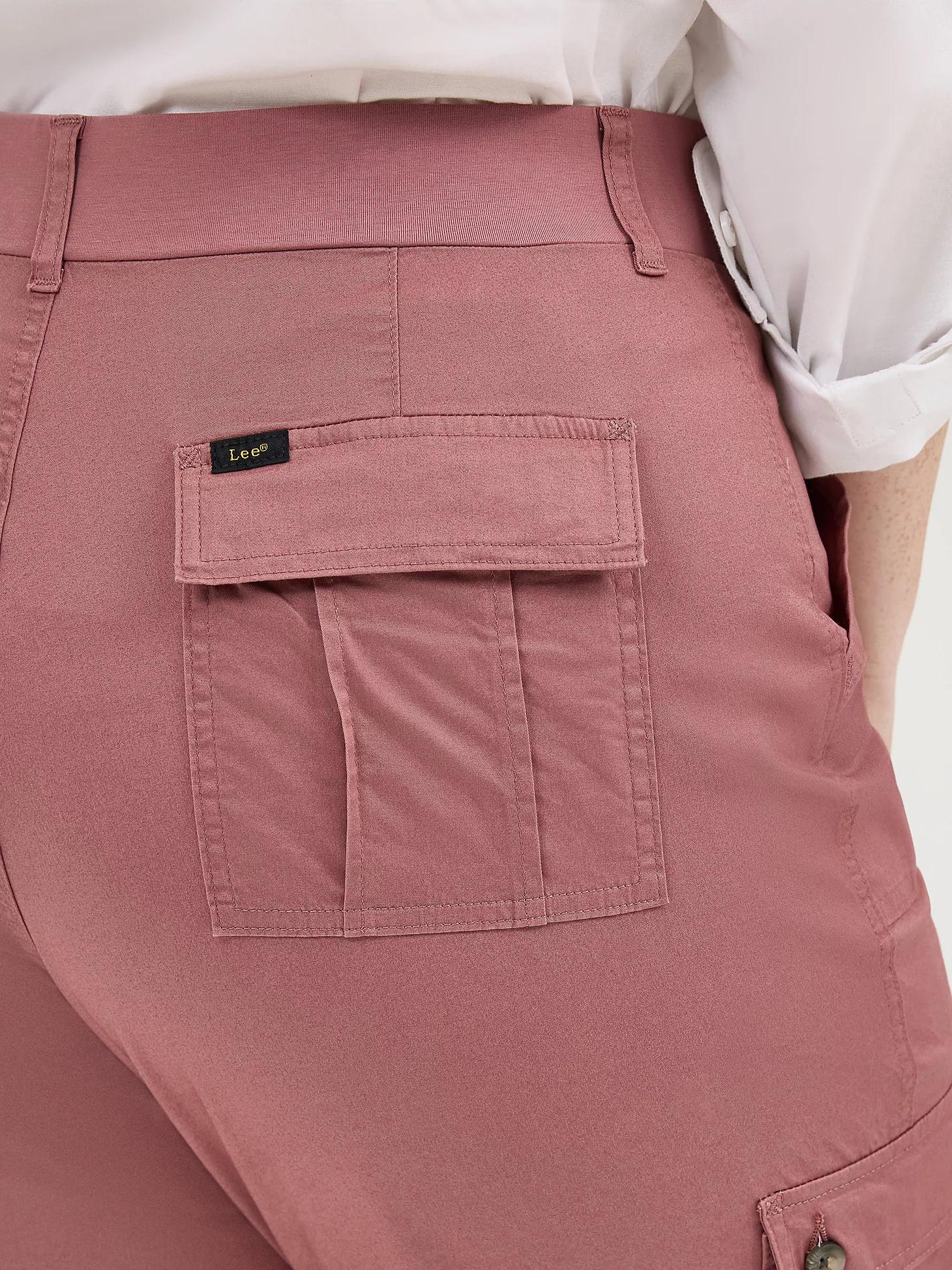 Women's Ultra Lux Comfort with Flex-To-Go Relaxed Fit Cargo Capri (Plus) | Women's Capris & Crops | Lee® Product Image