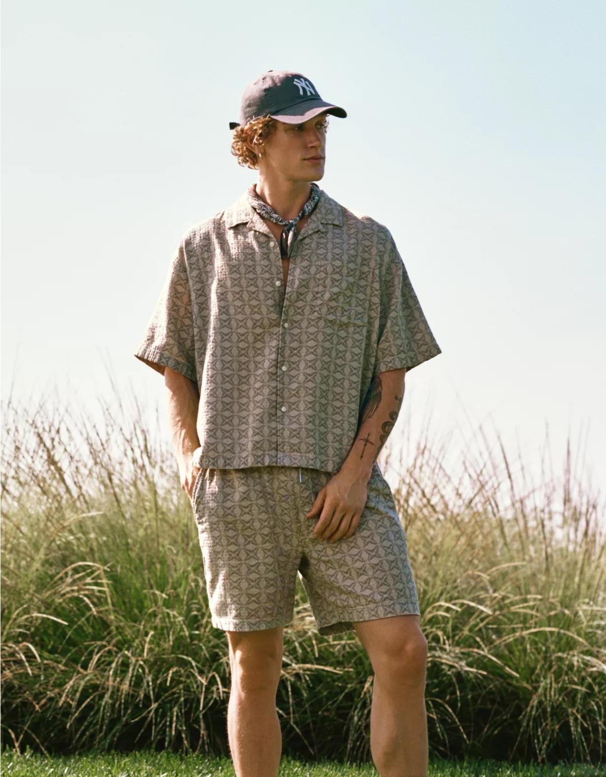 AE Poolside Printed Button-Up Shirt Product Image