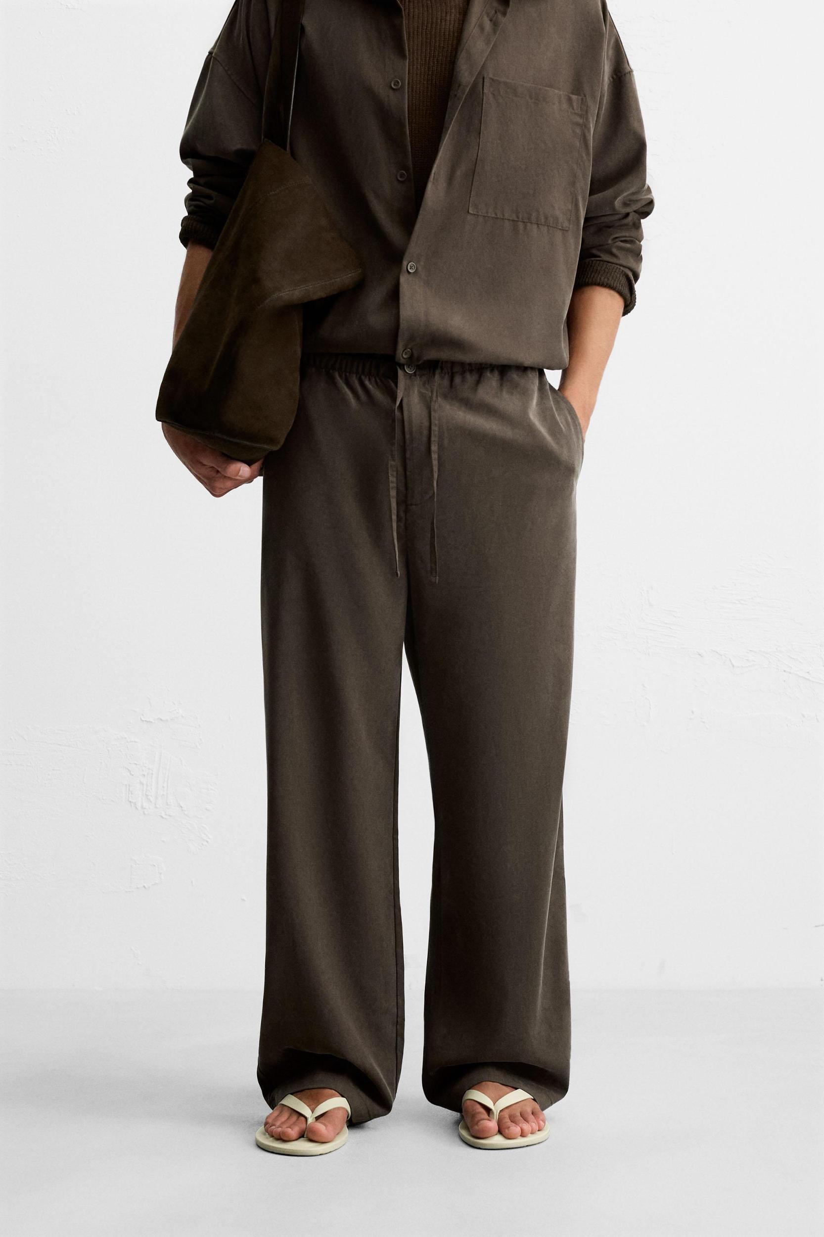 RELAXED FIT FLOWY PANTS Product Image