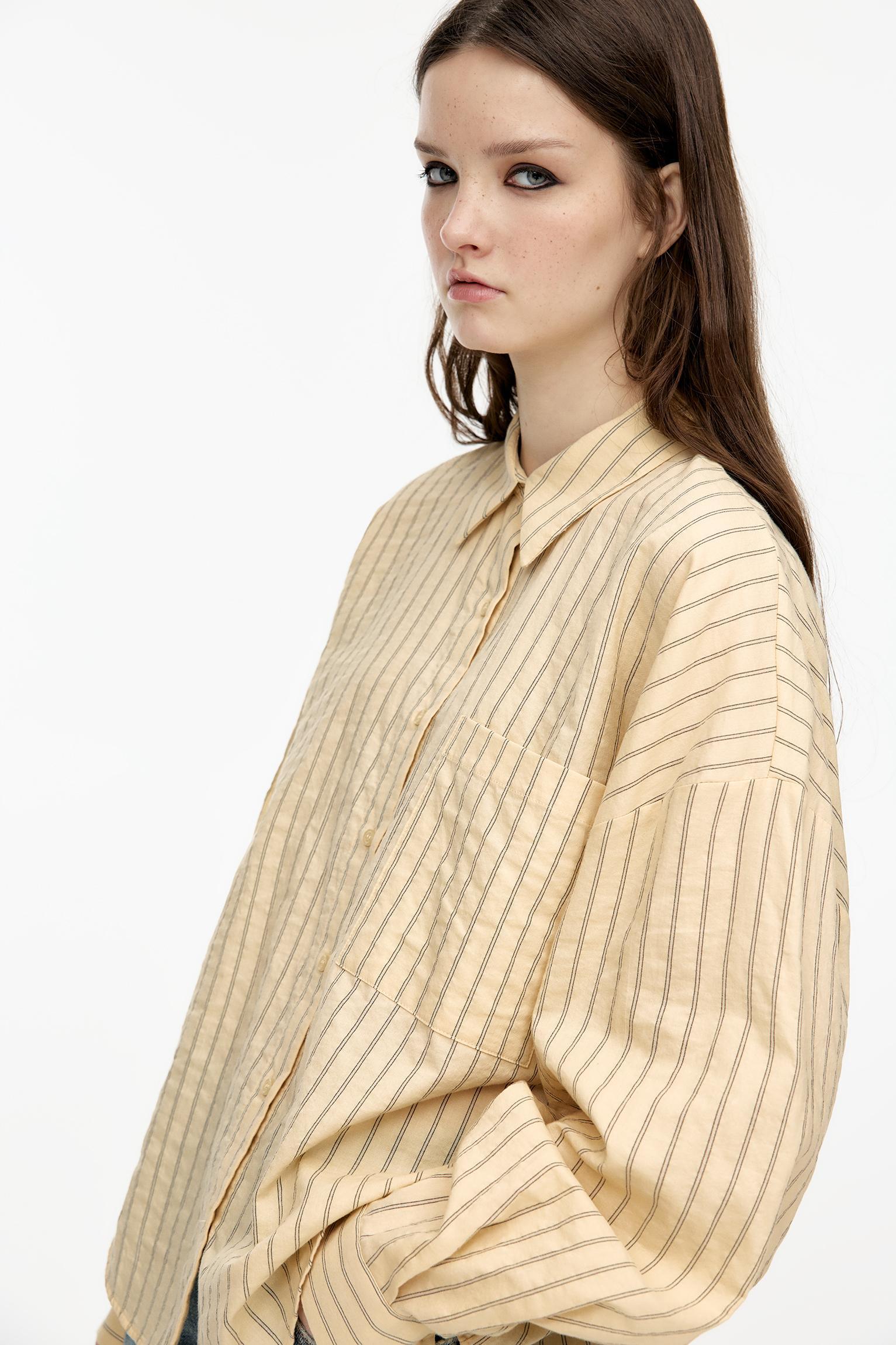 Striped oversized shirt Product Image