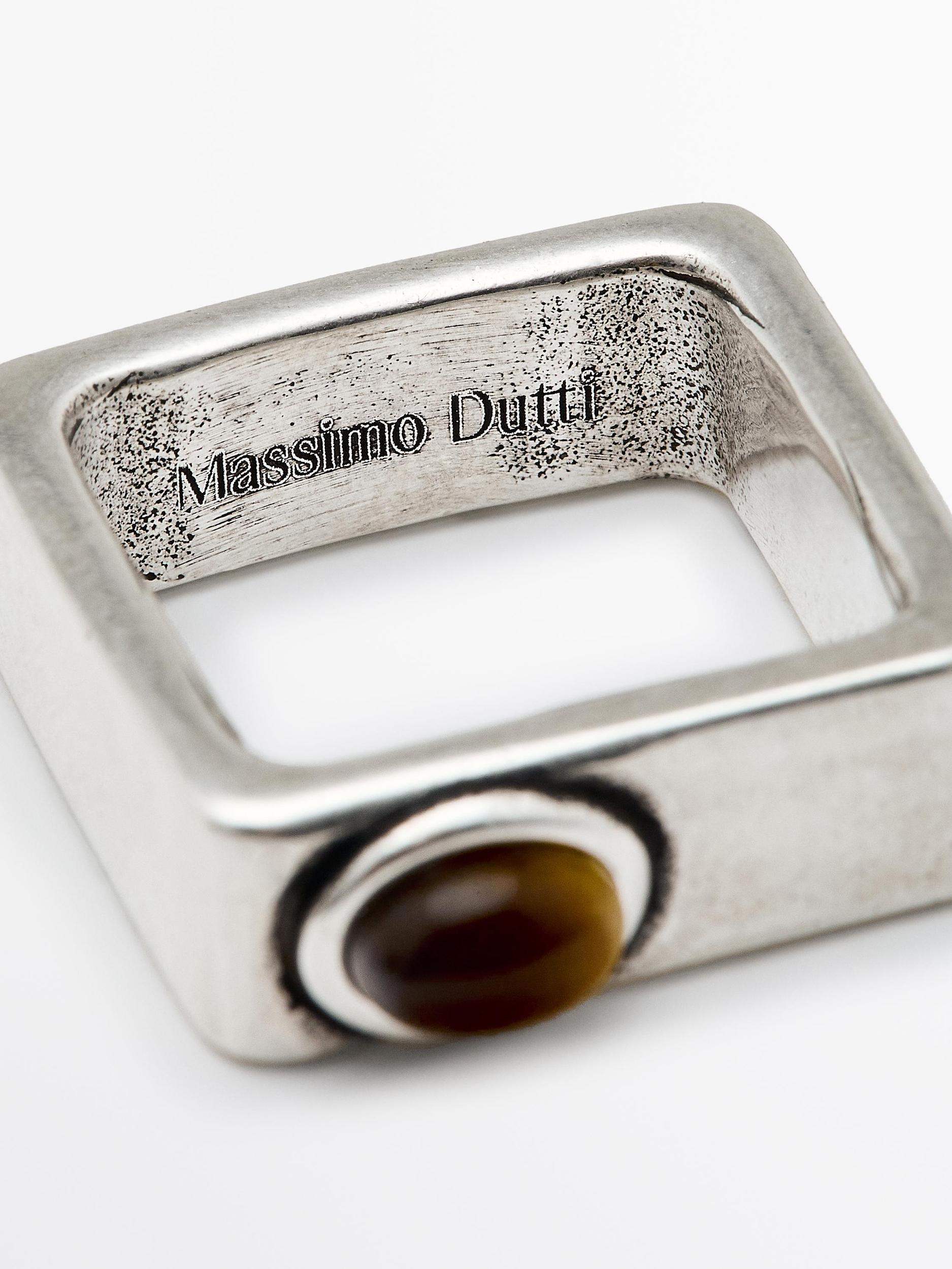 Pack of geometric stone rings Product Image