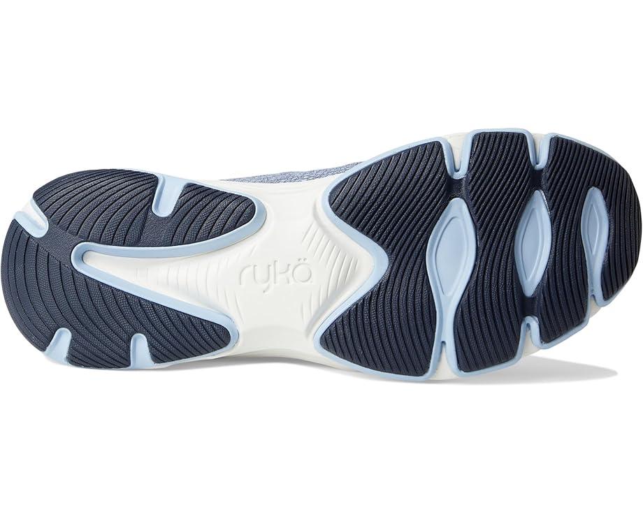 Devotion X TR Walking Shoes Product Image