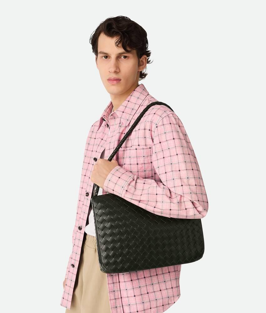 Men's Swing Messenger in Dark green Product Image