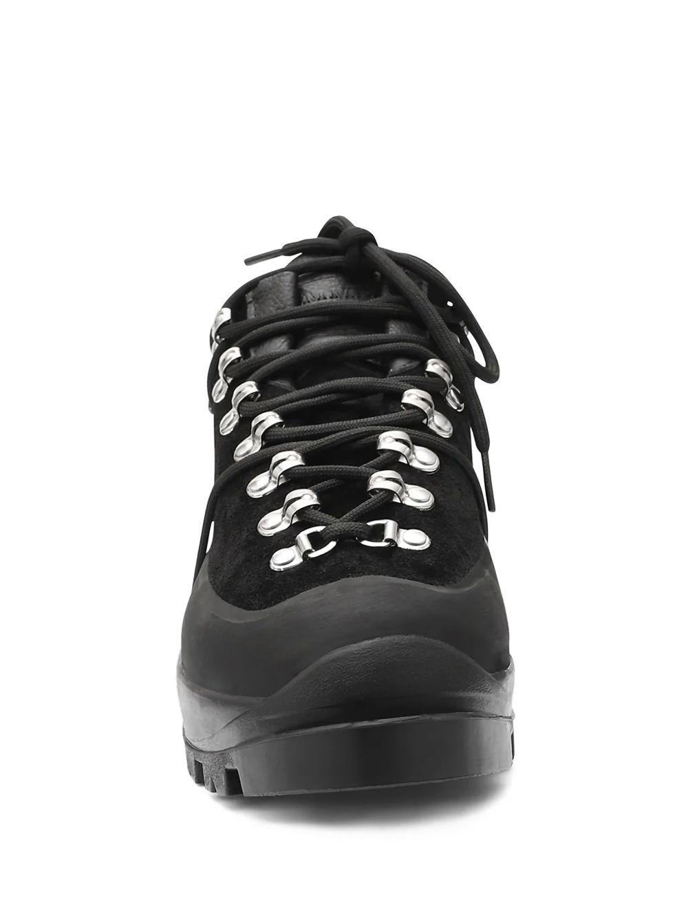 low hiking boots Product Image