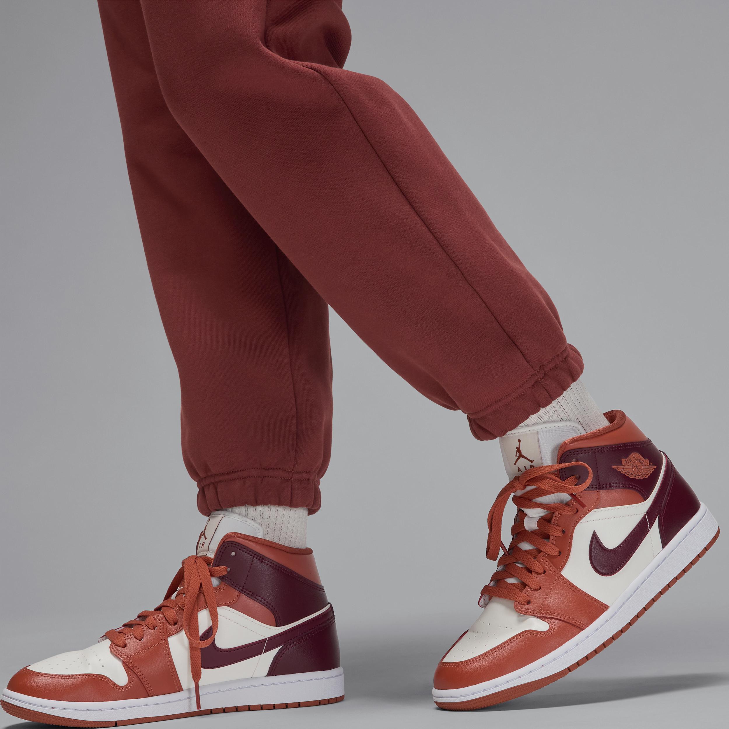 Women's Jordan Flight Fleece Pants Product Image