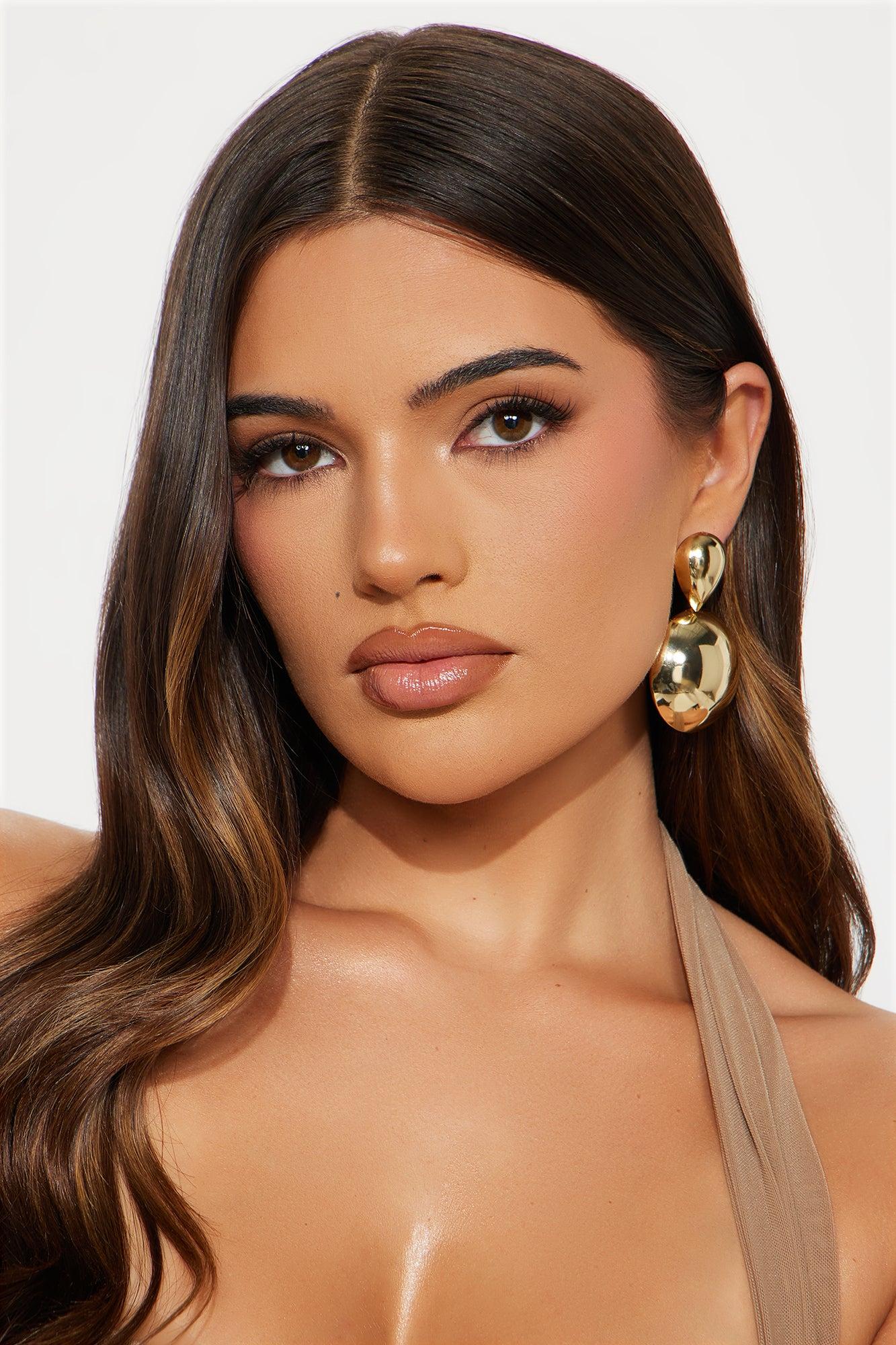 Modern Lady Drop Earrings - Gold Product Image