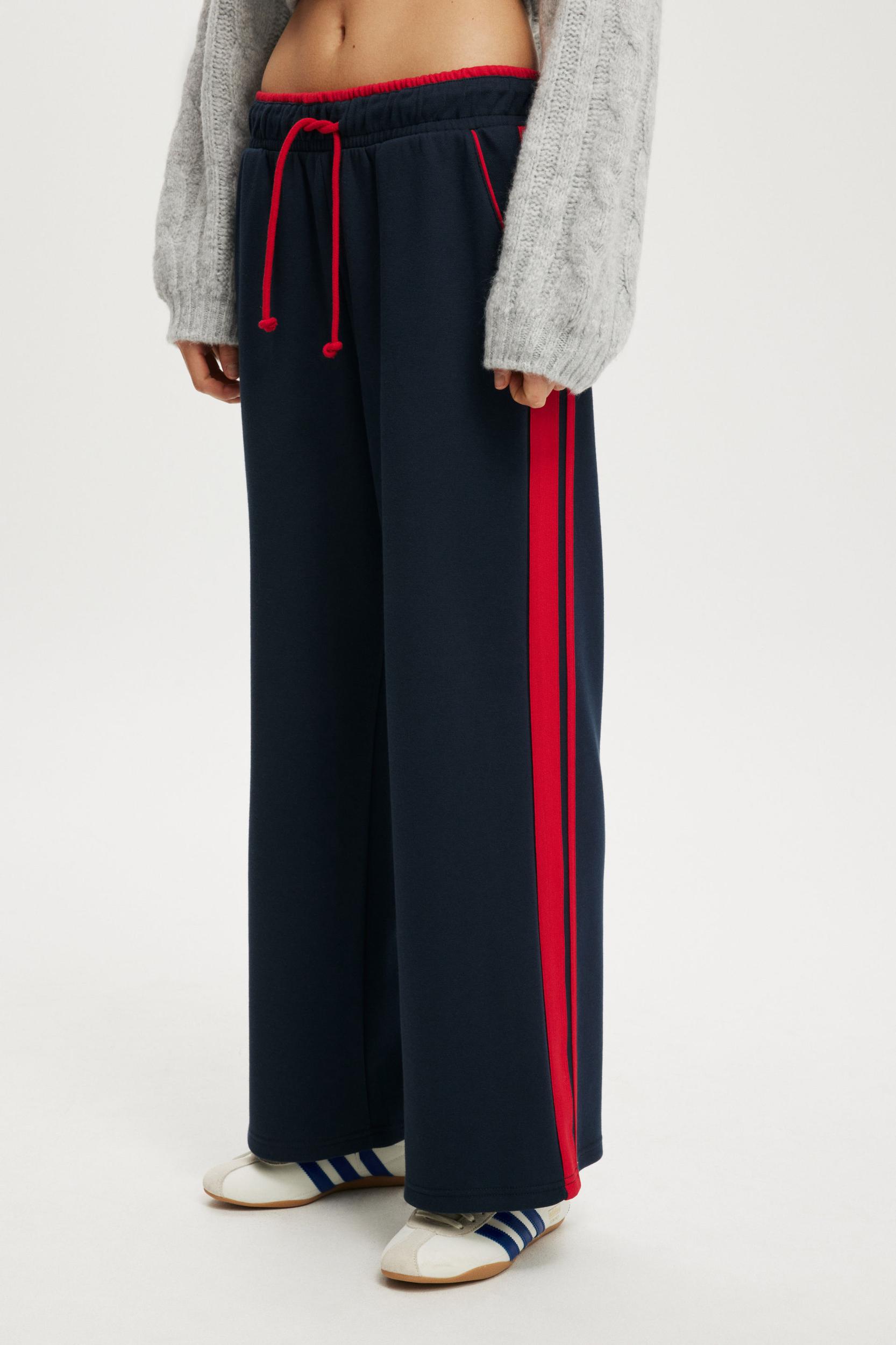 Contrast Wide Leg Sweatpant Product Image