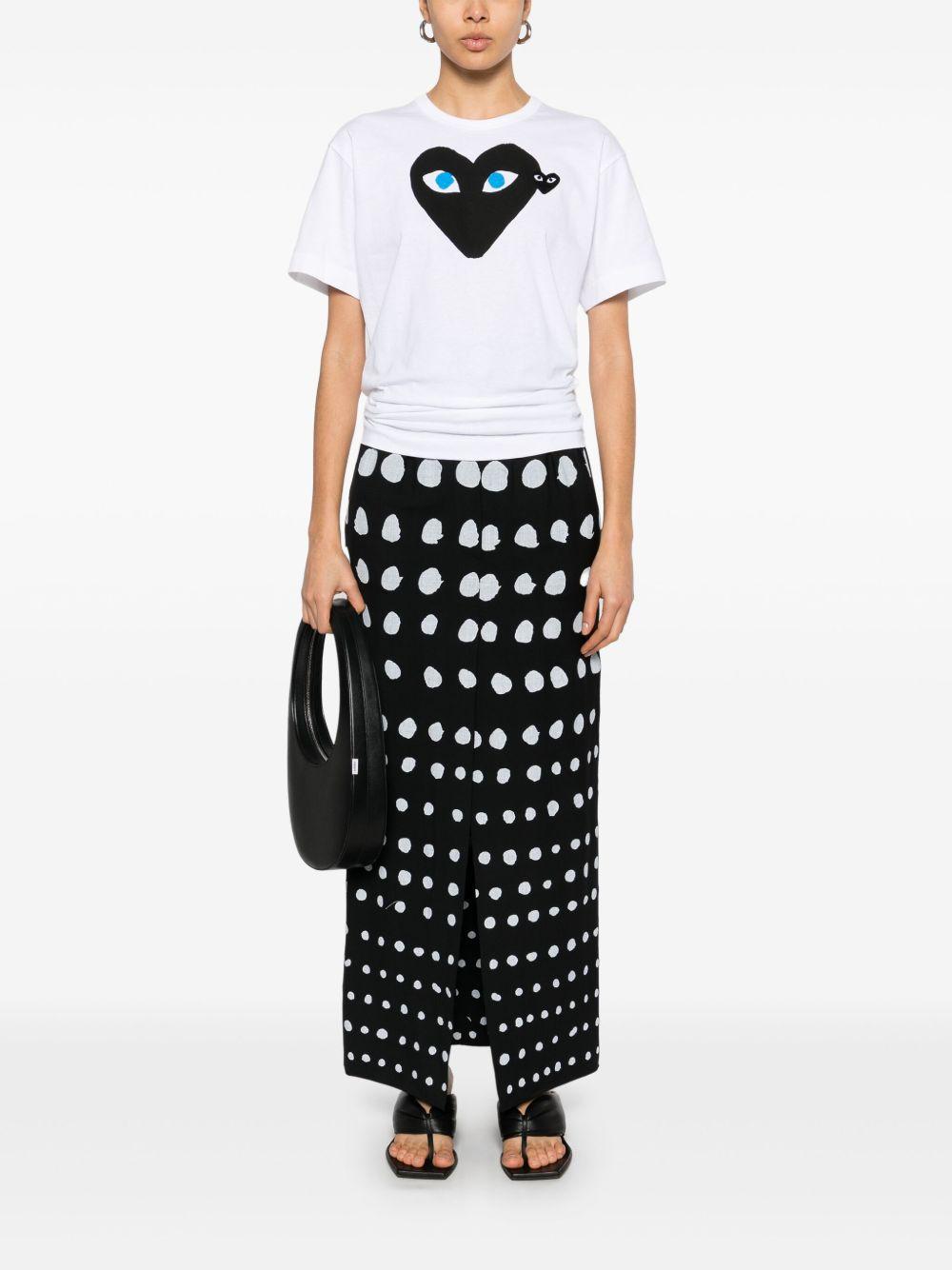 Heart-emblem T-shirt Product Image