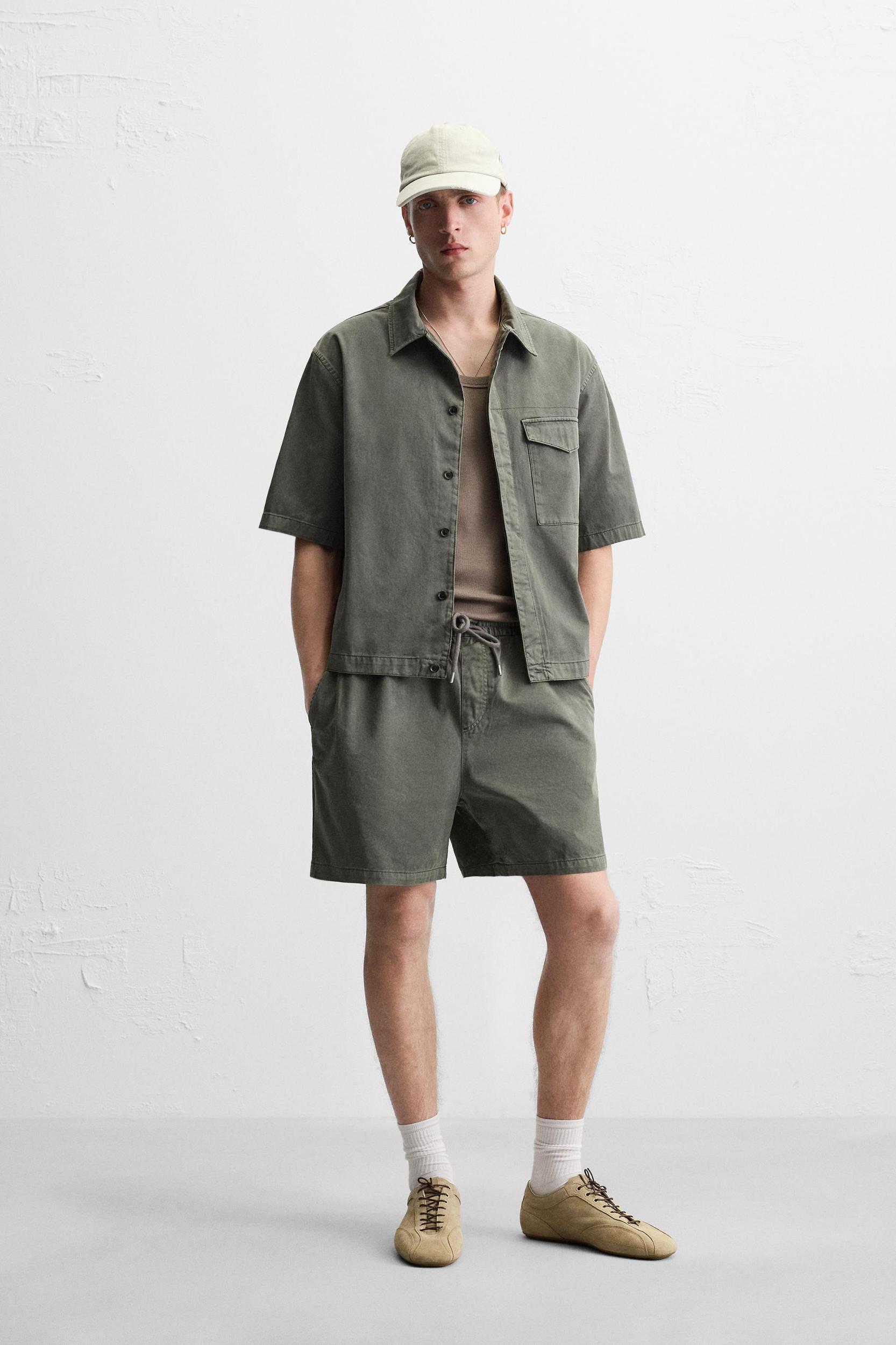 RELAXED FIT WASHED SHORTS Product Image