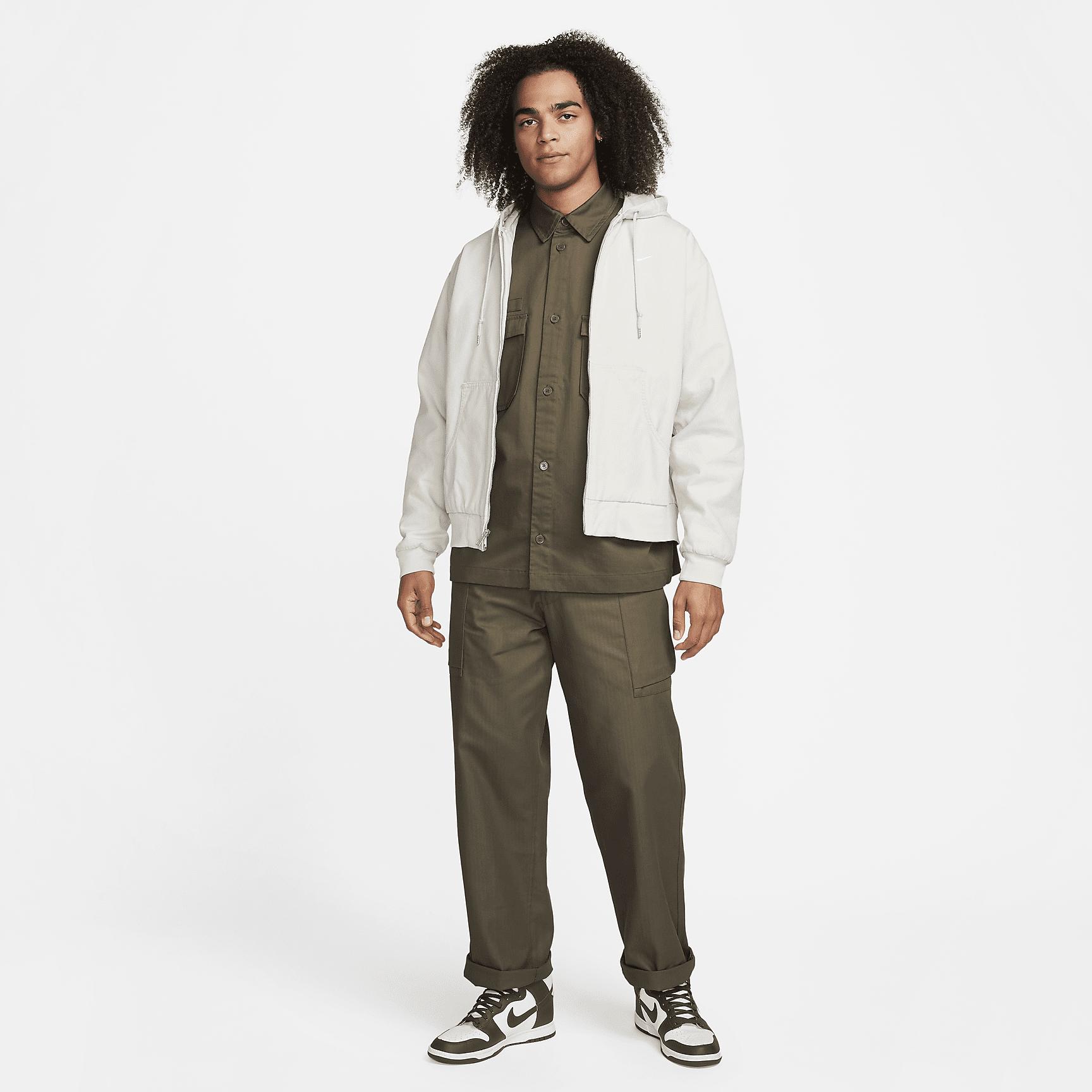 Nike Life Men's Cargo Pants Product Image