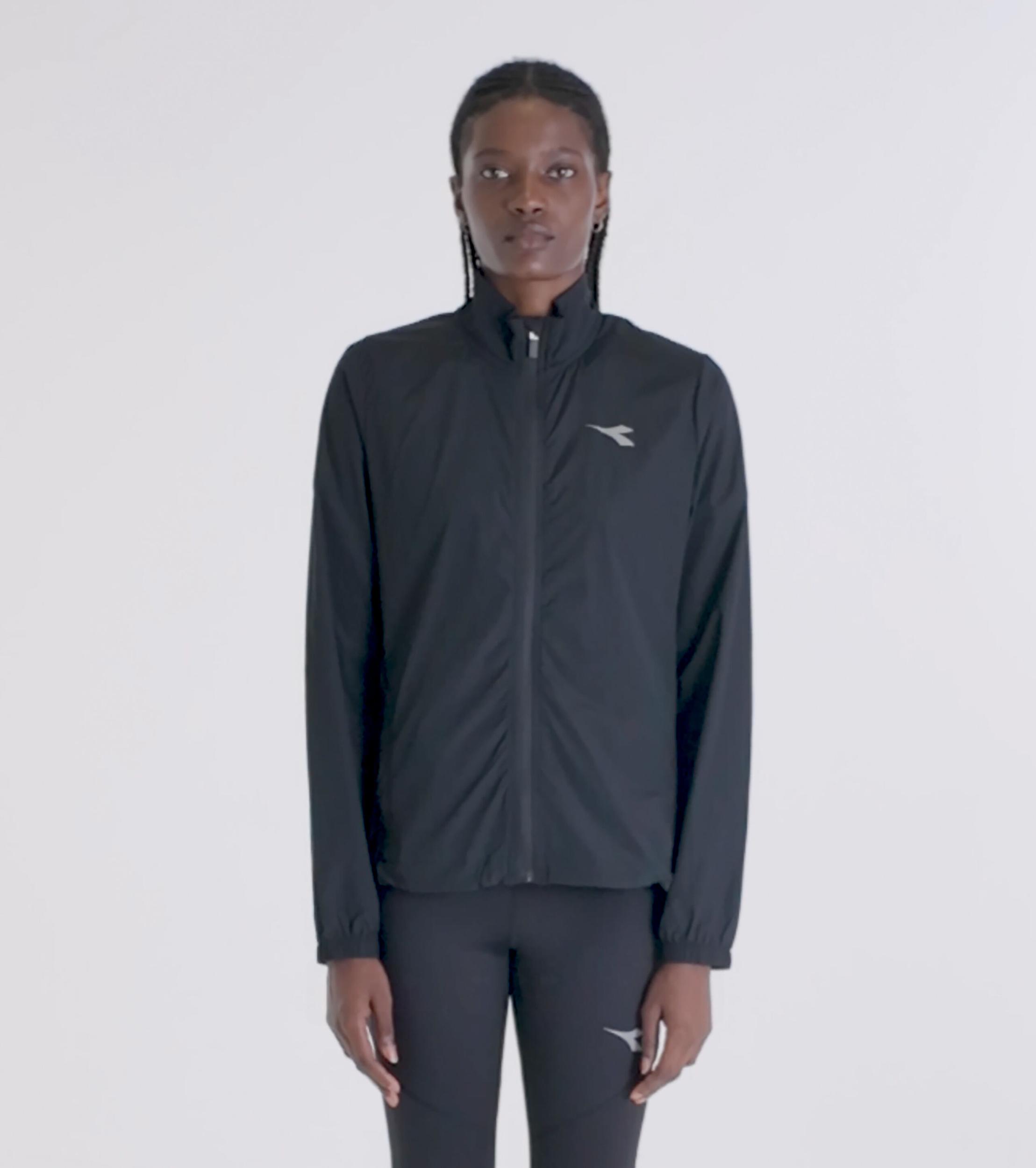 L. WINDBREAKER PACKABLE JACKET Product Image