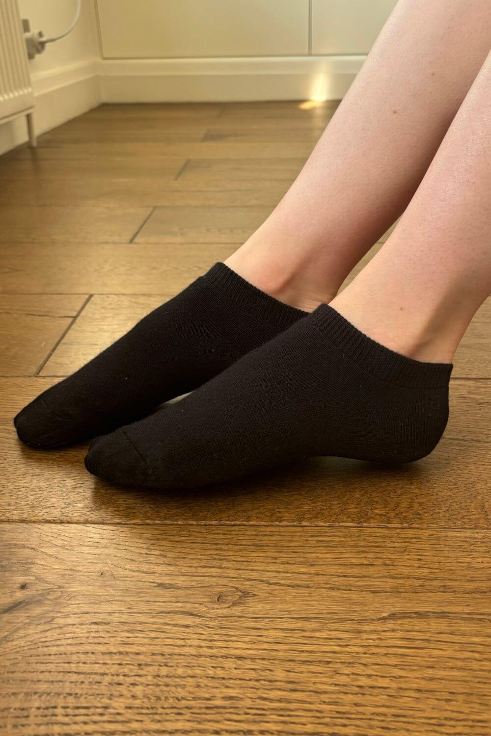 Basic Ankle Socks Product Image