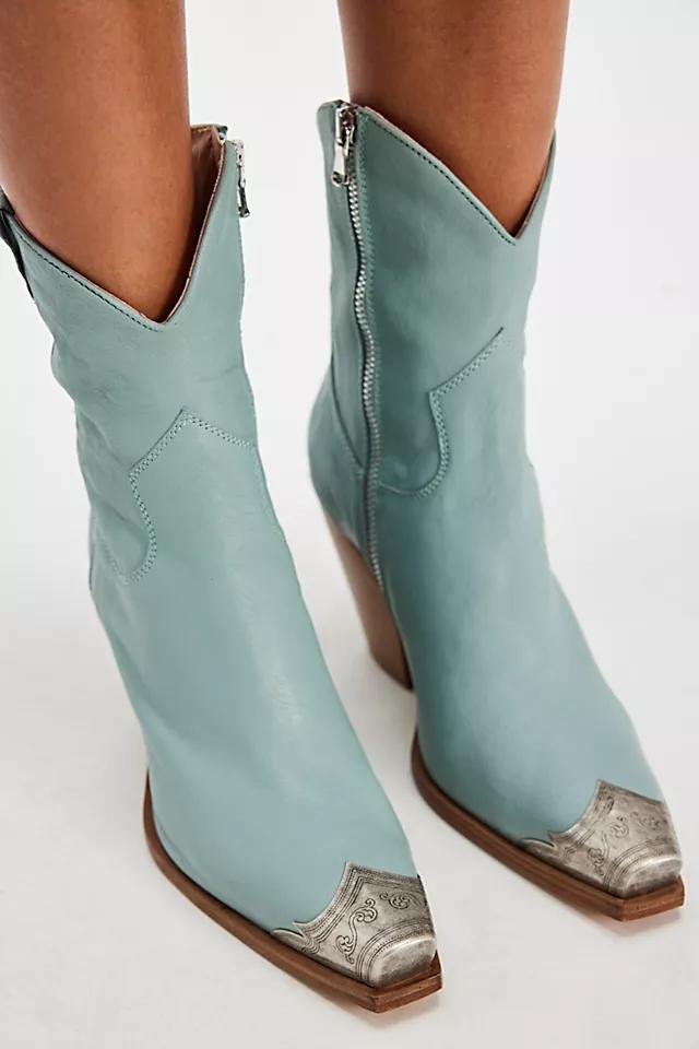 Brayden Western Boots Product Image
