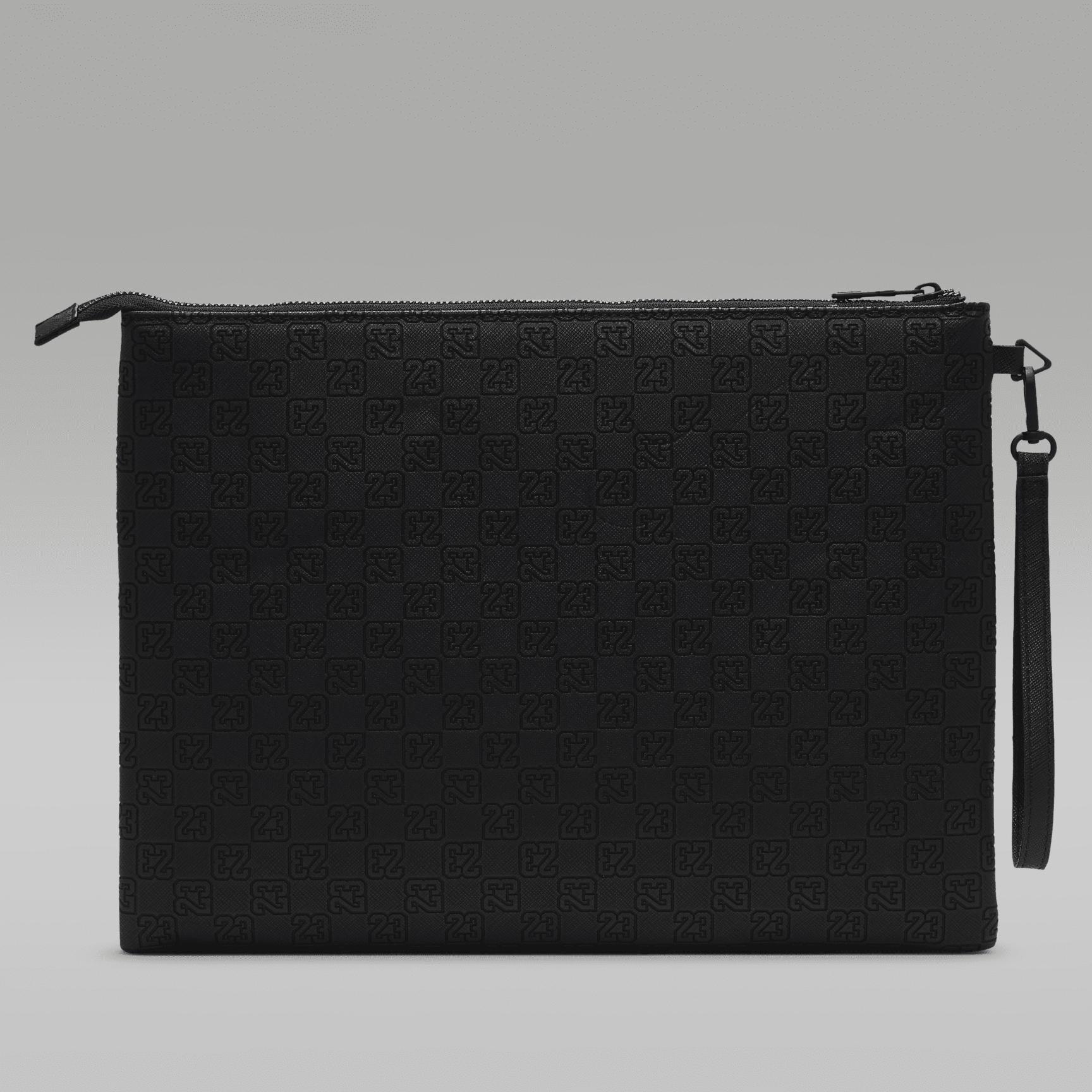 Jordan Monogram Pouch (1 L) Product Image