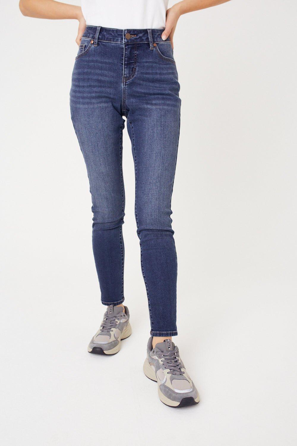 Dressbarn Incrediflex Denim Fit Solution 5 Pocket Skinny Jean - Misses Product Image