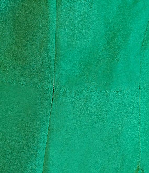 Adrianna Papell Plus Size Boat Neck Sleeveless Leaf Dress Product Image