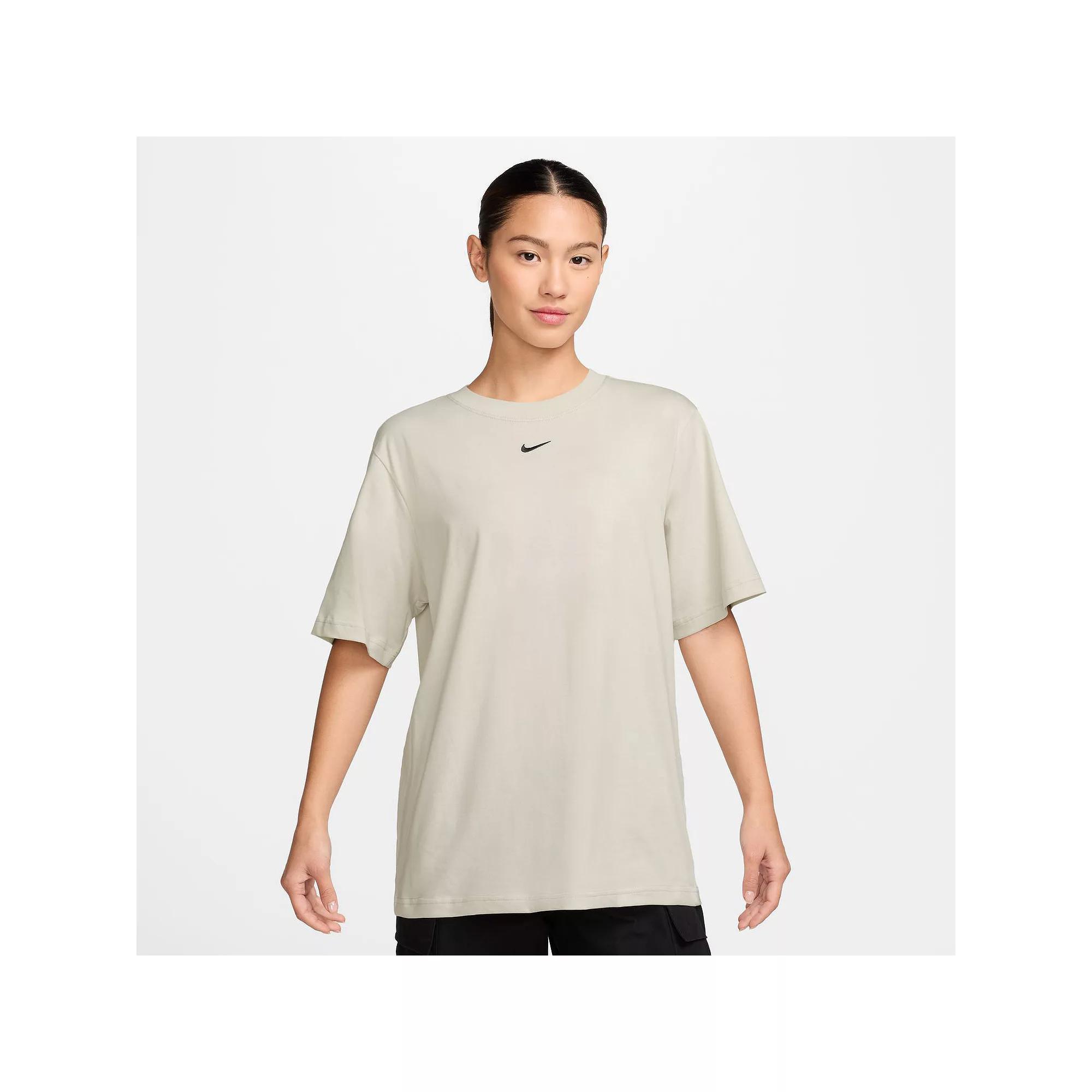 Women's Nike Sportswear Essential Tee,  Product Image
