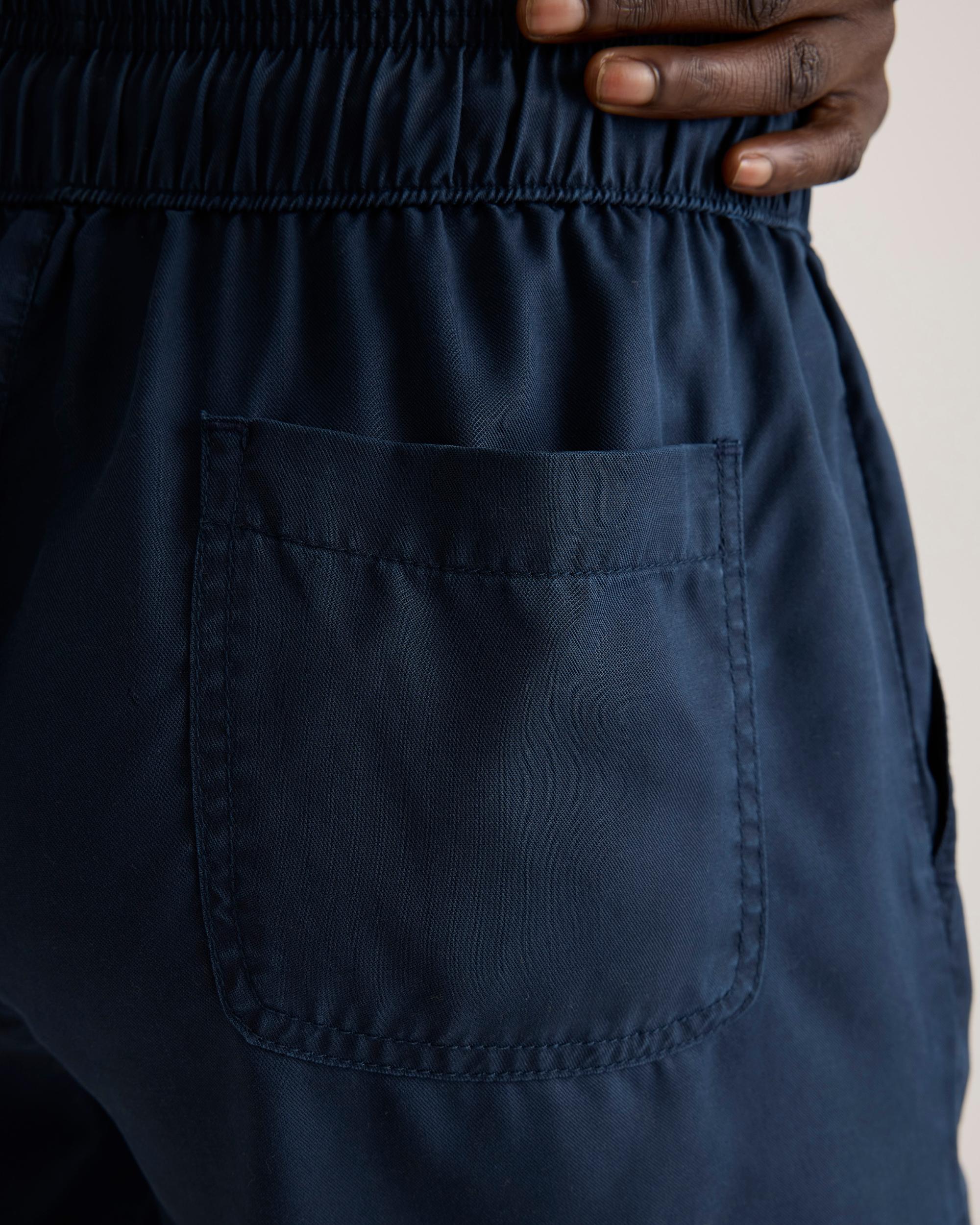 Quince | Women's Vintage Wash Tencel Utility Shorts Size XS Product Image