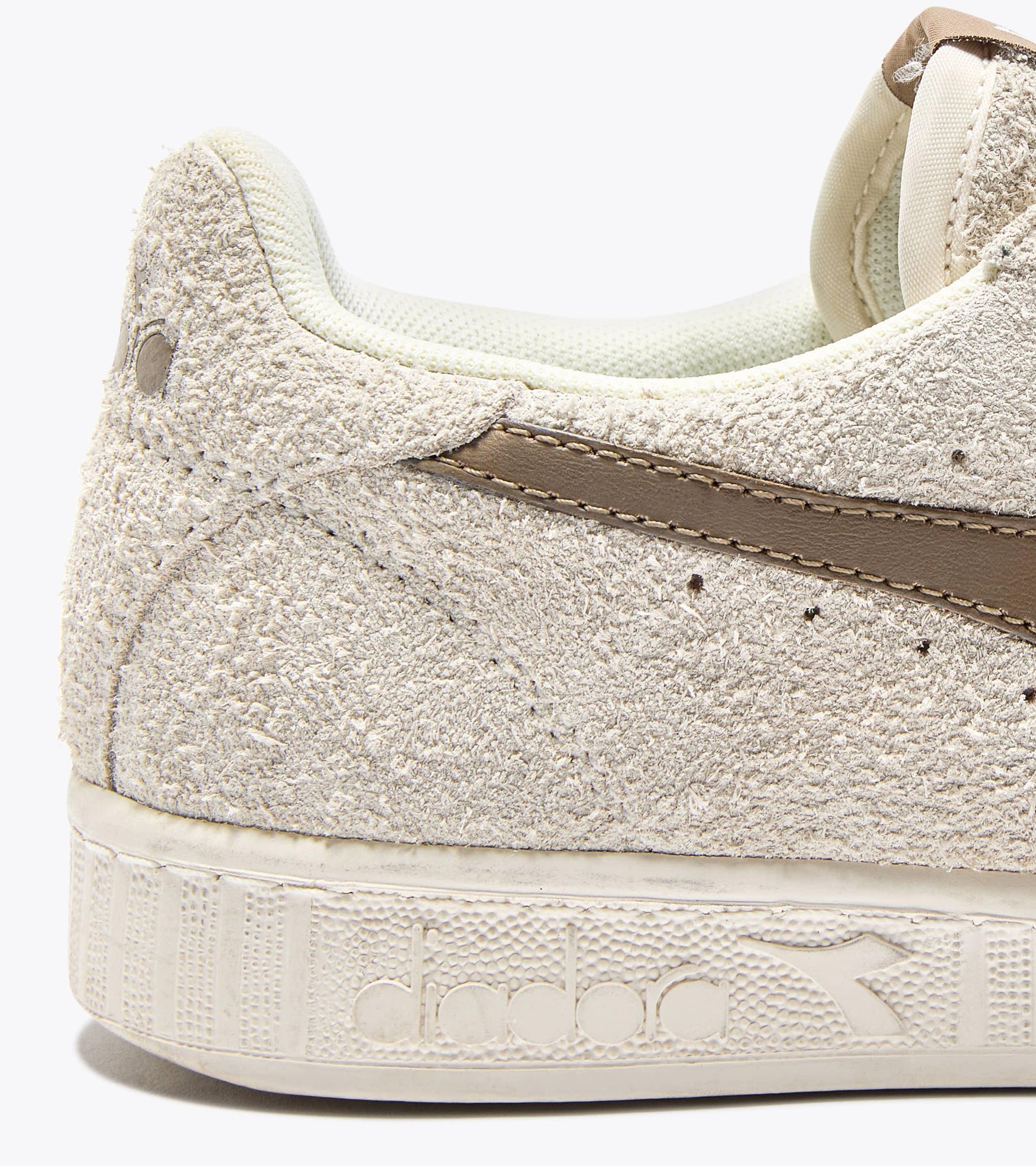 GAME LOW SUEDE WAXED Product Image