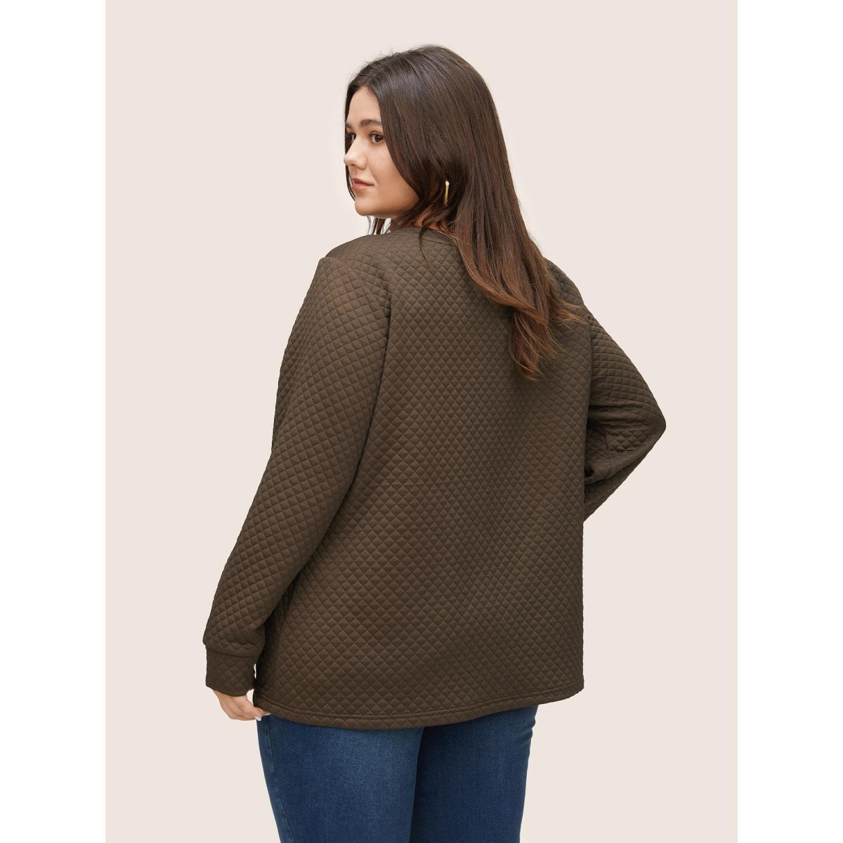 Plus Size Plain Argyle Quilted Button Detail Sweatshirt Women DarkBrown Casual Non V-neck Everyday Sweatshirts BloomChic 28/5X Product Image