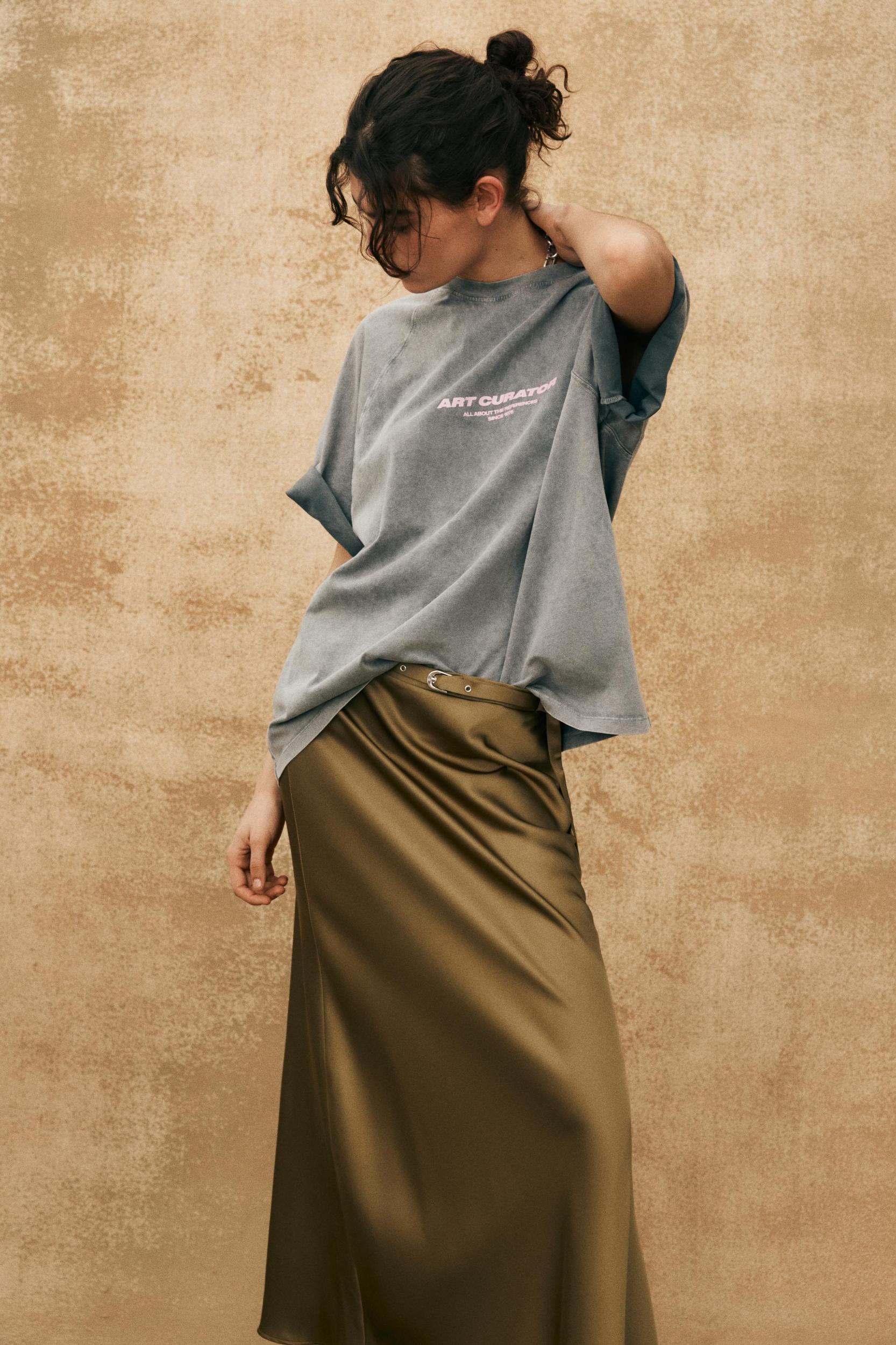 MIDI SKIRT WITH BELT Product Image