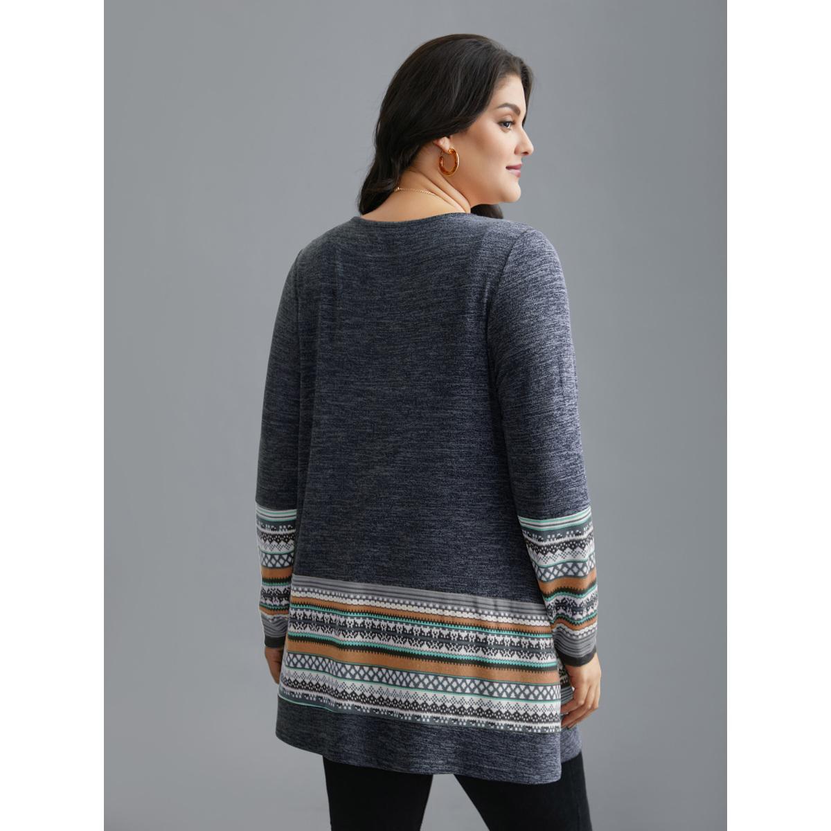 Plus Size Tunic Boho Print Pocket T-shirt Indigo Women Leisure Contrast Round Neck Loose Casual T-shirts BloomChic 28/5X Product Image